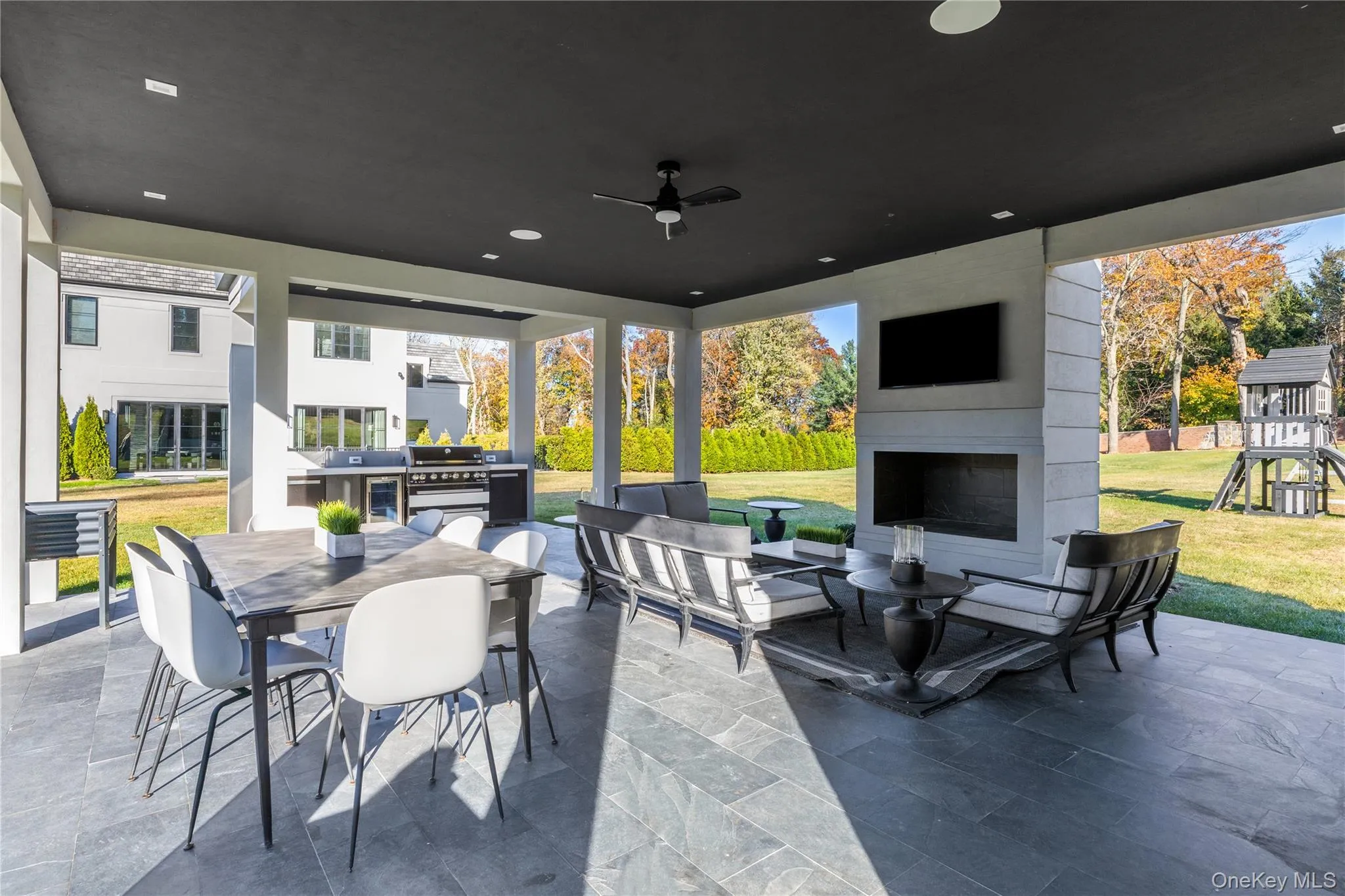 199 Lattingtown Road, Oyster Bay, NY, 7 Bedrooms Bedrooms, 24 Rooms Rooms,6 BathroomsBathrooms,Residential,For Rent,Lattingtown,0,1017340 199 Lattingtown Road, Oyster Bay, NY, 7 Bedrooms Bedrooms, 24 Rooms Rooms,6 BathroomsBathrooms,Residential,For Rent,Lattingtown,0,1017340