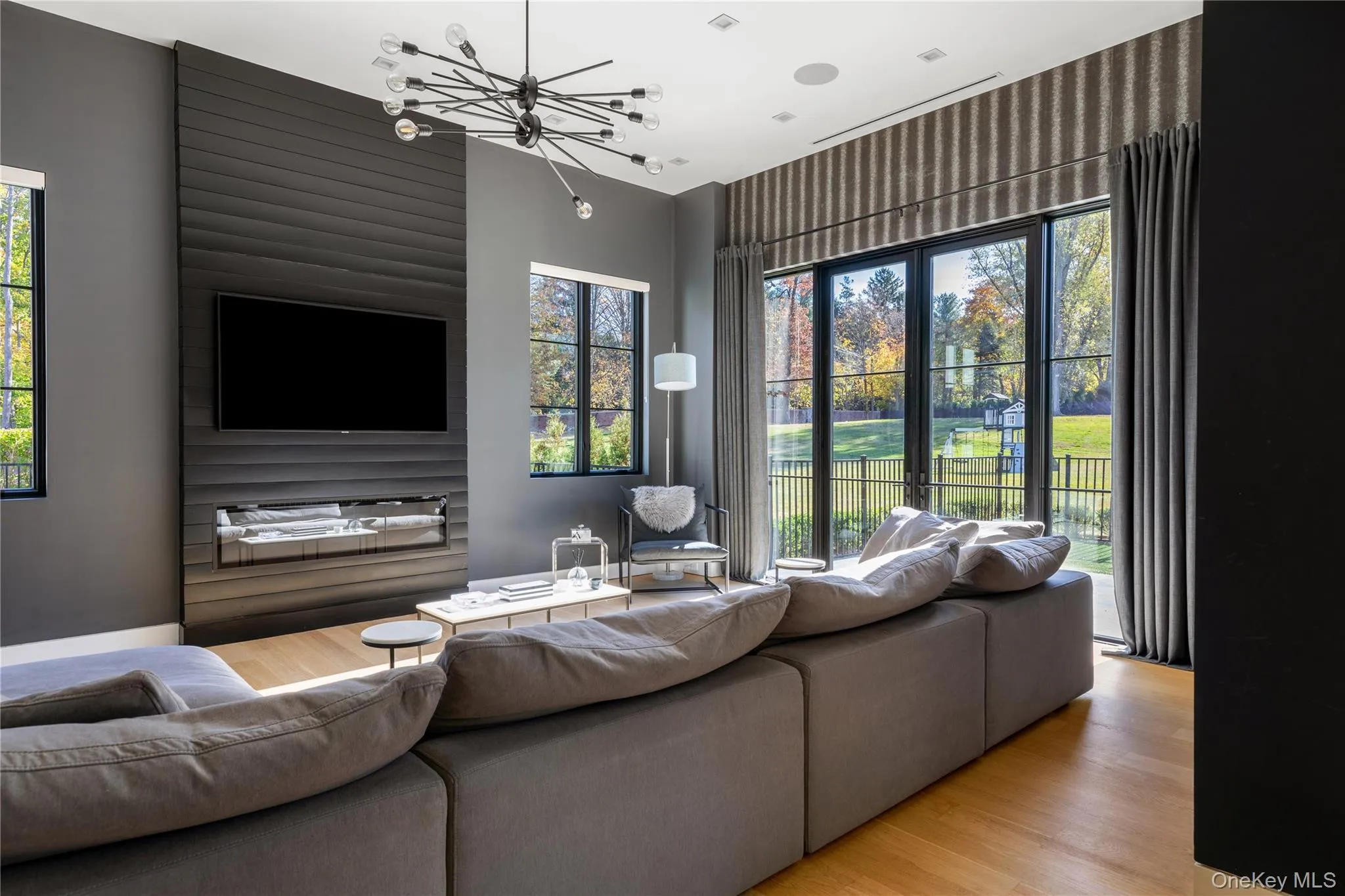 199 Lattingtown Road, Oyster Bay, NY, 7 Bedrooms Bedrooms, 24 Rooms Rooms,6 BathroomsBathrooms,Residential,For Rent,Lattingtown,0,1017340 199 Lattingtown Road, Oyster Bay, NY, 7 Bedrooms Bedrooms, 24 Rooms Rooms,6 BathroomsBathrooms,Residential,For Rent,Lattingtown,0,1017340