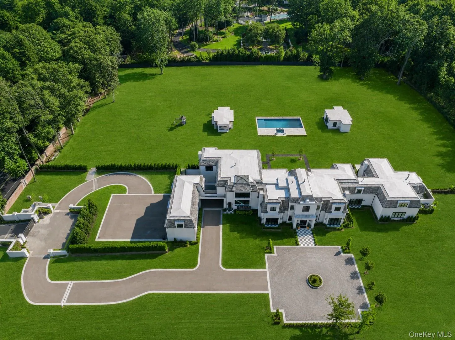 199 Lattingtown Road, Oyster Bay, NY, 7 Bedrooms Bedrooms, 24 Rooms Rooms,6 BathroomsBathrooms,Residential,For Rent,Lattingtown,0,1017340 199 Lattingtown Road, Oyster Bay, NY, 7 Bedrooms Bedrooms, 24 Rooms Rooms,6 BathroomsBathrooms,Residential,For Rent,Lattingtown,0,1017340