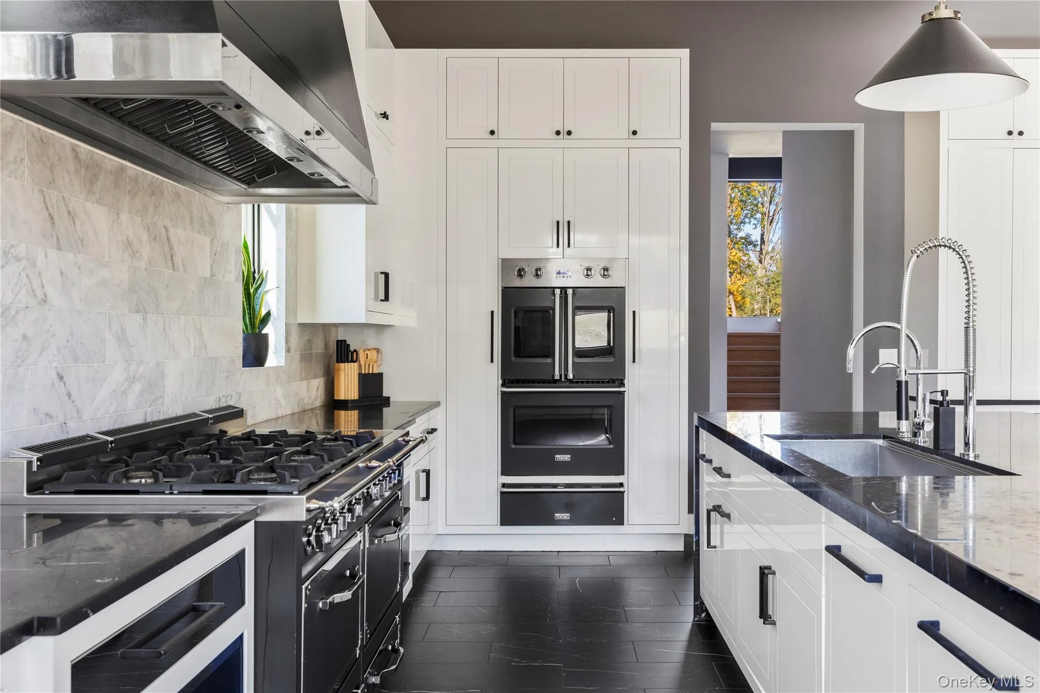 199 Lattingtown Road, Oyster Bay, NY, 7 Bedrooms Bedrooms, 24 Rooms Rooms,6 BathroomsBathrooms,Residential,For Rent,Lattingtown,0,1017340 199 Lattingtown Road, Oyster Bay, NY, 7 Bedrooms Bedrooms, 24 Rooms Rooms,6 BathroomsBathrooms,Residential,For Rent,Lattingtown,0,1017340