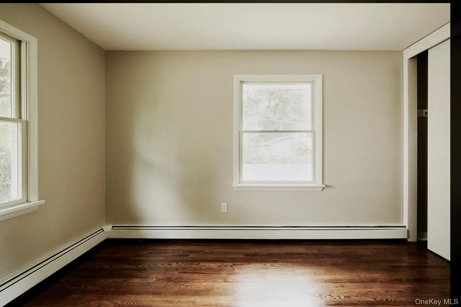 5 Orchard Street, Rhinebeck, NY, 3 Bedrooms Bedrooms, 6 Rooms Rooms,1 BathroomBathrooms,Residential,For Rent,Orchard,0,1017343 5 Orchard Street, Rhinebeck, NY, 3 Bedrooms Bedrooms, 6 Rooms Rooms,1 BathroomBathrooms,Residential,For Rent,Orchard,0,1017343