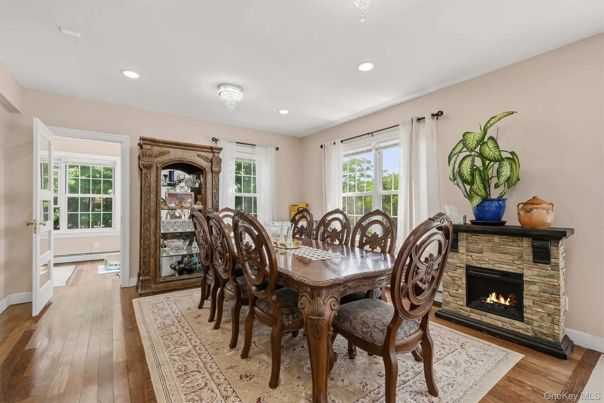 556 Lakes Road, Monroe, NY, 4 Bedrooms Bedrooms, 9 Rooms Rooms,3 BathroomsBathrooms,Residential,For Rent,Lakes,0,KEY1017346 556 Lakes Road, Monroe, NY, 4 Bedrooms Bedrooms, 9 Rooms Rooms,3 BathroomsBathrooms,Residential,For Rent,Lakes,0,KEY1017346