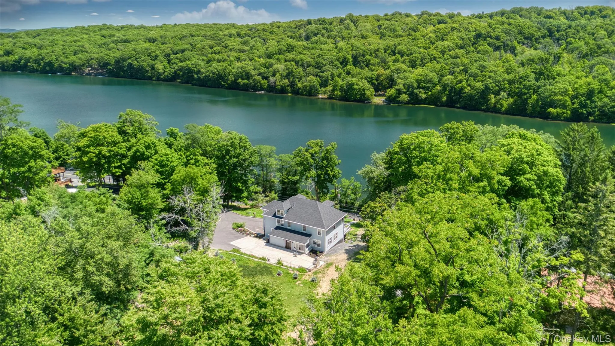 556 Lakes Road, Monroe, NY, 4 Bedrooms Bedrooms, 9 Rooms Rooms,3 BathroomsBathrooms,Residential,For Rent,Lakes,0,1017346 556 Lakes Road, Monroe, NY, 4 Bedrooms Bedrooms, 9 Rooms Rooms,3 BathroomsBathrooms,Residential,For Rent,Lakes,0,1017346