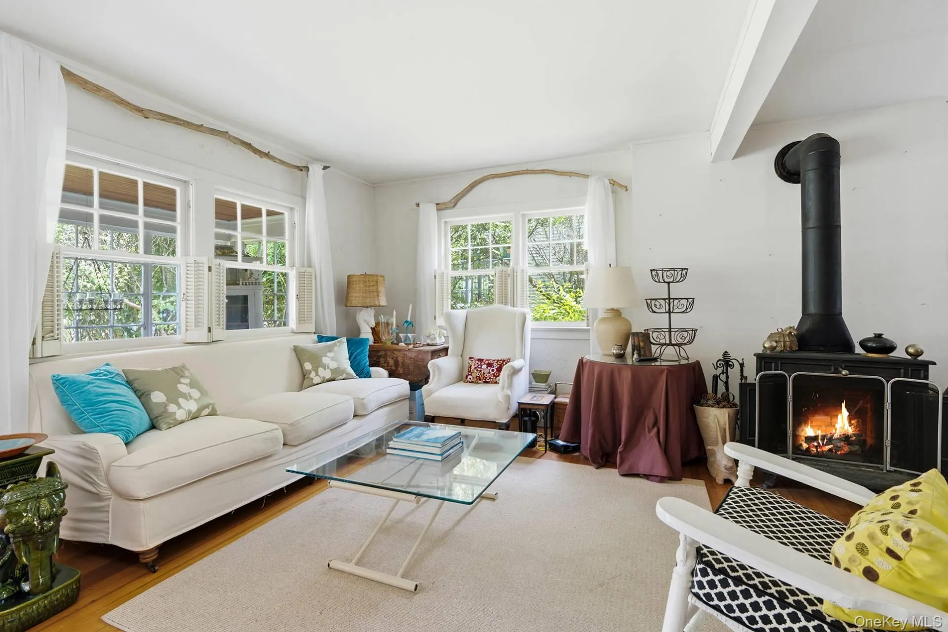 30 Edgemere Drive, Southampton, NY, 3 Bedrooms Bedrooms, 5 Rooms Rooms,2 BathroomsBathrooms,Residential,For Rent,Edgemere,0,1017347 30 Edgemere Drive, Southampton, NY, 3 Bedrooms Bedrooms, 5 Rooms Rooms,2 BathroomsBathrooms,Residential,For Rent,Edgemere,0,1017347