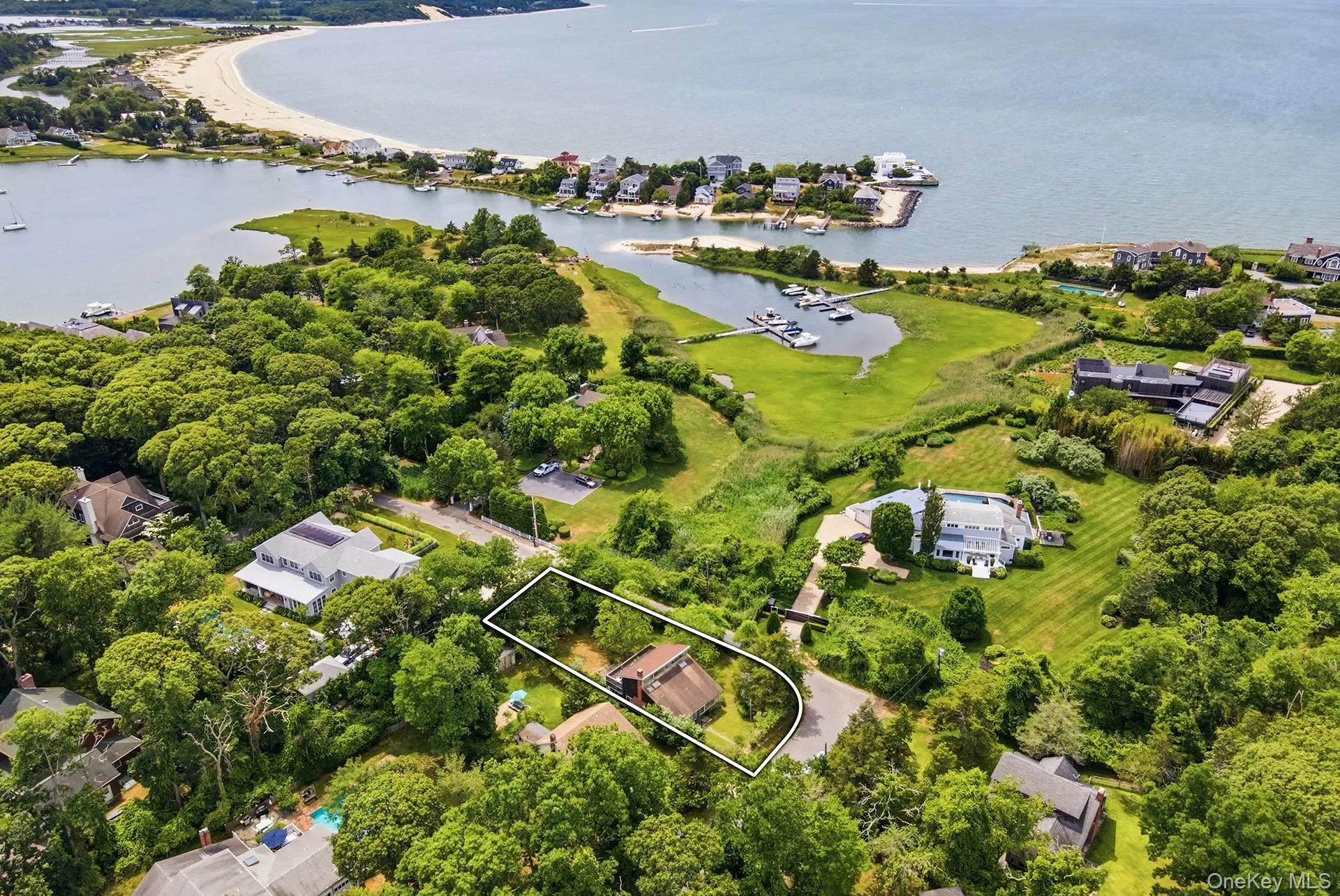 30 Edgemere Drive, Southampton, NY, 3 Bedrooms Bedrooms, 5 Rooms Rooms,2 BathroomsBathrooms,Residential,For Rent,Edgemere,0,1017347 30 Edgemere Drive, Southampton, NY, 3 Bedrooms Bedrooms, 5 Rooms Rooms,2 BathroomsBathrooms,Residential,For Rent,Edgemere,0,1017347
