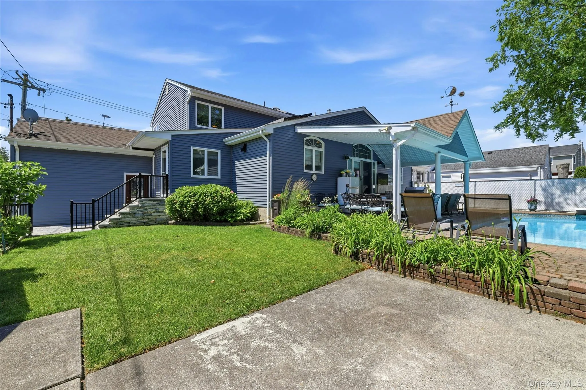 852 Jackson Avenue, Hempstead, NY, 4 Bedrooms Bedrooms, 11 Rooms Rooms,2 BathroomsBathrooms,Residential,For Rent,Jackson,0,1017348 852 Jackson Avenue, Hempstead, NY, 4 Bedrooms Bedrooms, 11 Rooms Rooms,2 BathroomsBathrooms,Residential,For Rent,Jackson,0,1017348