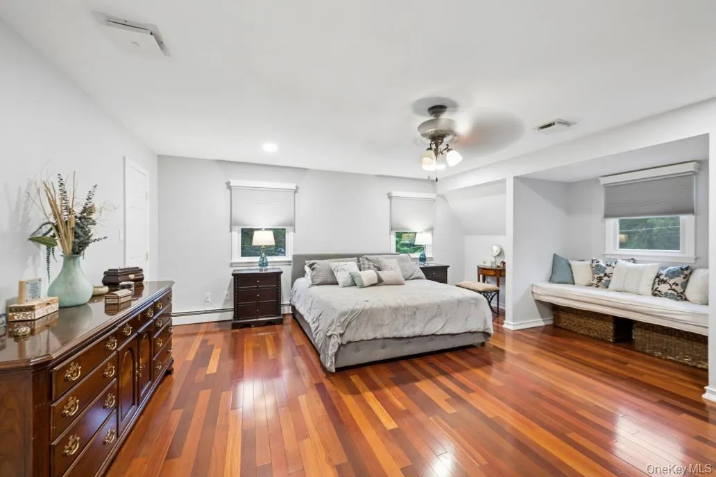 21 Fairoaks Lane, Smithtown, NY, 6 Bedrooms Bedrooms, 10 Rooms Rooms,2 BathroomsBathrooms,Residential,For Rent,Fairoaks,0,KEY1017356 21 Fairoaks Lane, Smithtown, NY, 6 Bedrooms Bedrooms, 10 Rooms Rooms,2 BathroomsBathrooms,Residential,For Rent,Fairoaks,0,KEY1017356
