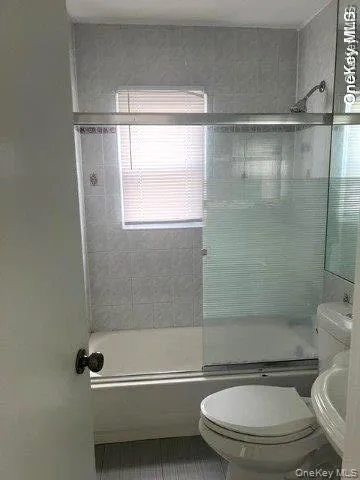 12 Walter Avenue, Oyster Bay, NY, 4 Bedrooms Bedrooms, 8 Rooms Rooms,2 BathroomsBathrooms,Residential,For Rent,Walter,0,KEY1017358 12 Walter Avenue, Oyster Bay, NY, 4 Bedrooms Bedrooms, 8 Rooms Rooms,2 BathroomsBathrooms,Residential,For Rent,Walter,0,KEY1017358