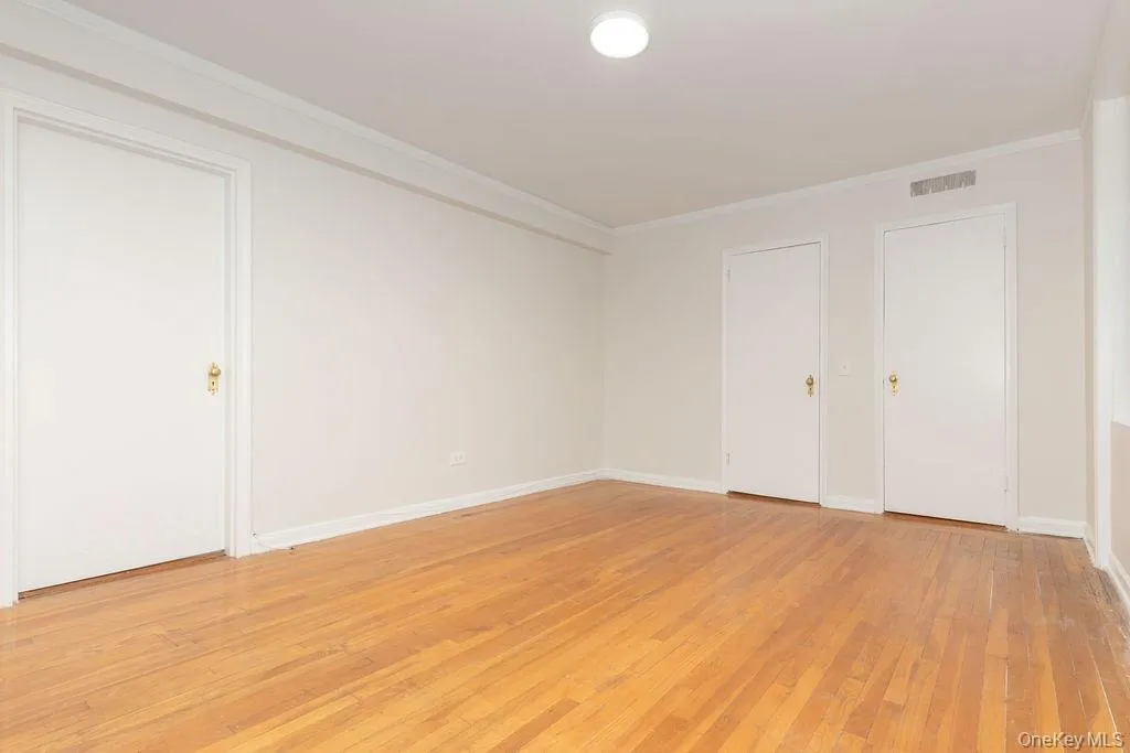 1344 Midland Avenue, Yonkers, NY, 1 Bedroom Bedrooms, 3 Rooms Rooms,1 BathroomBathrooms,Residential,For Rent,Midland,0,KEY1017359 1344 Midland Avenue, Yonkers, NY, 1 Bedroom Bedrooms, 3 Rooms Rooms,1 BathroomBathrooms,Residential,For Rent,Midland,0,KEY1017359
