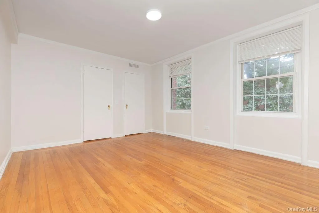 1344 Midland Avenue, Yonkers, NY, 1 Bedroom Bedrooms, 3 Rooms Rooms,1 BathroomBathrooms,Residential,For Rent,Midland,0,KEY1017359 1344 Midland Avenue, Yonkers, NY, 1 Bedroom Bedrooms, 3 Rooms Rooms,1 BathroomBathrooms,Residential,For Rent,Midland,0,KEY1017359
