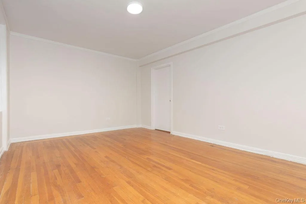 1344 Midland Avenue, Yonkers, NY, 1 Bedroom Bedrooms, 3 Rooms Rooms,1 BathroomBathrooms,Residential,For Rent,Midland,0,KEY1017359 1344 Midland Avenue, Yonkers, NY, 1 Bedroom Bedrooms, 3 Rooms Rooms,1 BathroomBathrooms,Residential,For Rent,Midland,0,KEY1017359