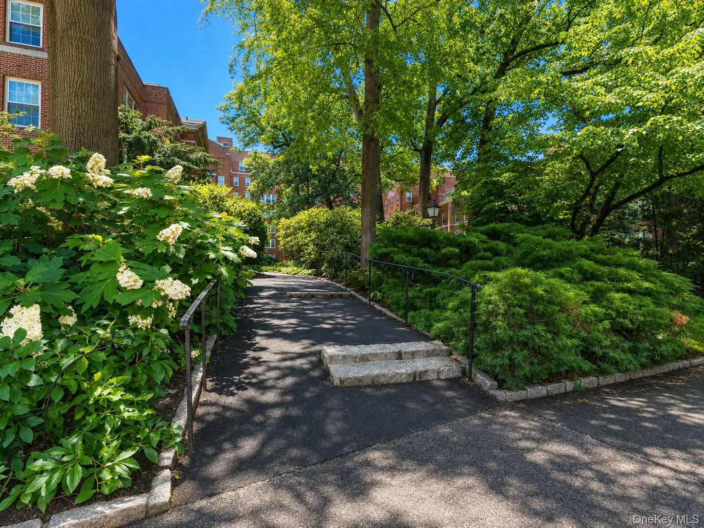 1344 Midland Avenue, Yonkers, NY, 1 Bedroom Bedrooms, 3 Rooms Rooms,1 BathroomBathrooms,Residential,For Rent,Midland,0,KEY1017359 1344 Midland Avenue, Yonkers, NY, 1 Bedroom Bedrooms, 3 Rooms Rooms,1 BathroomBathrooms,Residential,For Rent,Midland,0,KEY1017359