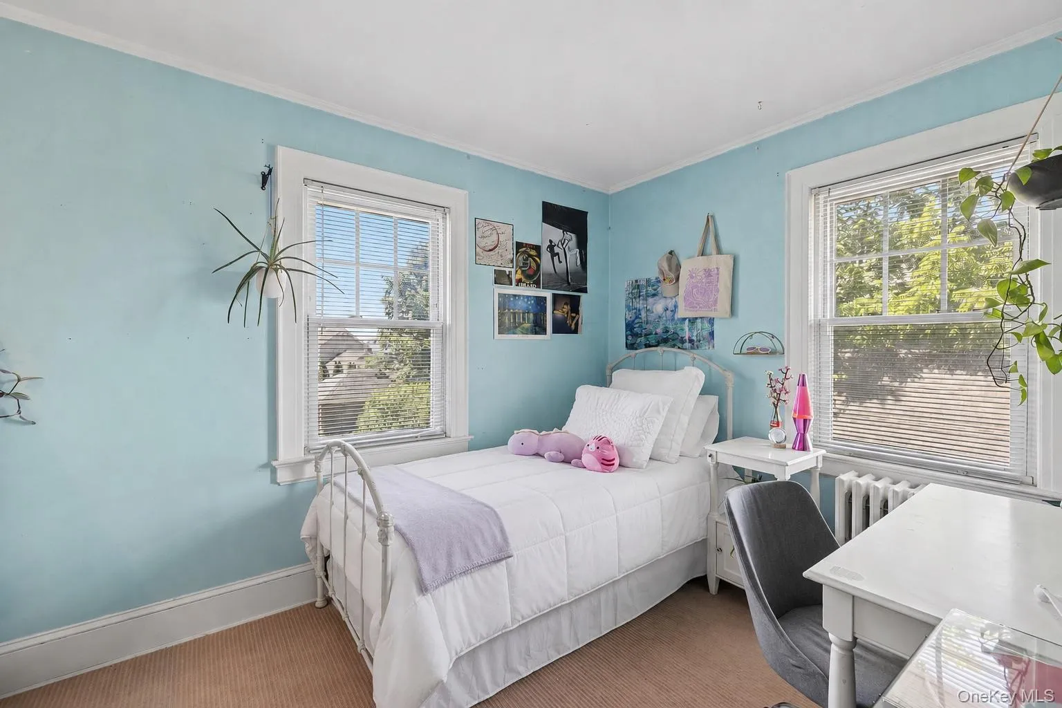 Bright Second bedroom Bright Second bedroom