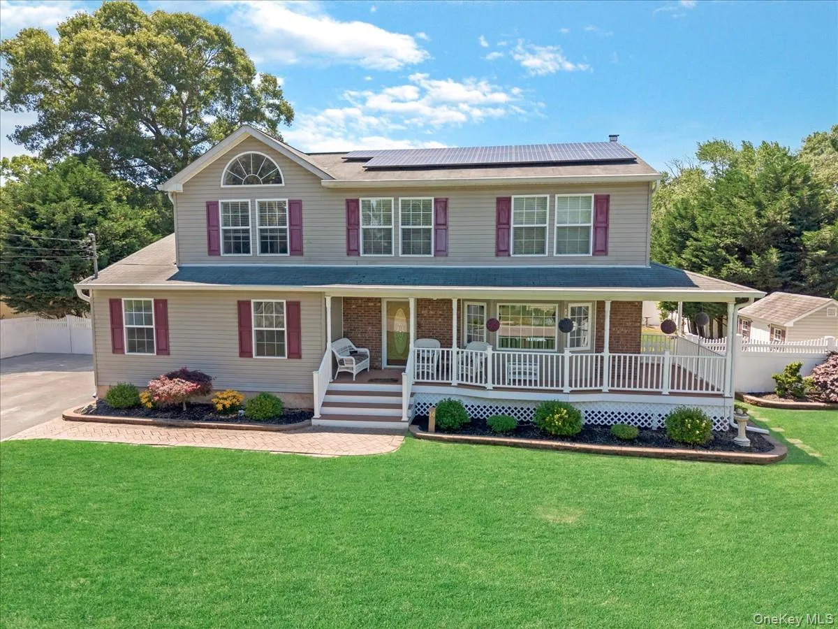 14 Tulip Avenue, Brookhaven, NY, 4 Bedrooms Bedrooms, 10 Rooms Rooms,2 BathroomsBathrooms,Residential,For Rent,Tulip,0,1017365 14 Tulip Avenue, Brookhaven, NY, 4 Bedrooms Bedrooms, 10 Rooms Rooms,2 BathroomsBathrooms,Residential,For Rent,Tulip,0,1017365