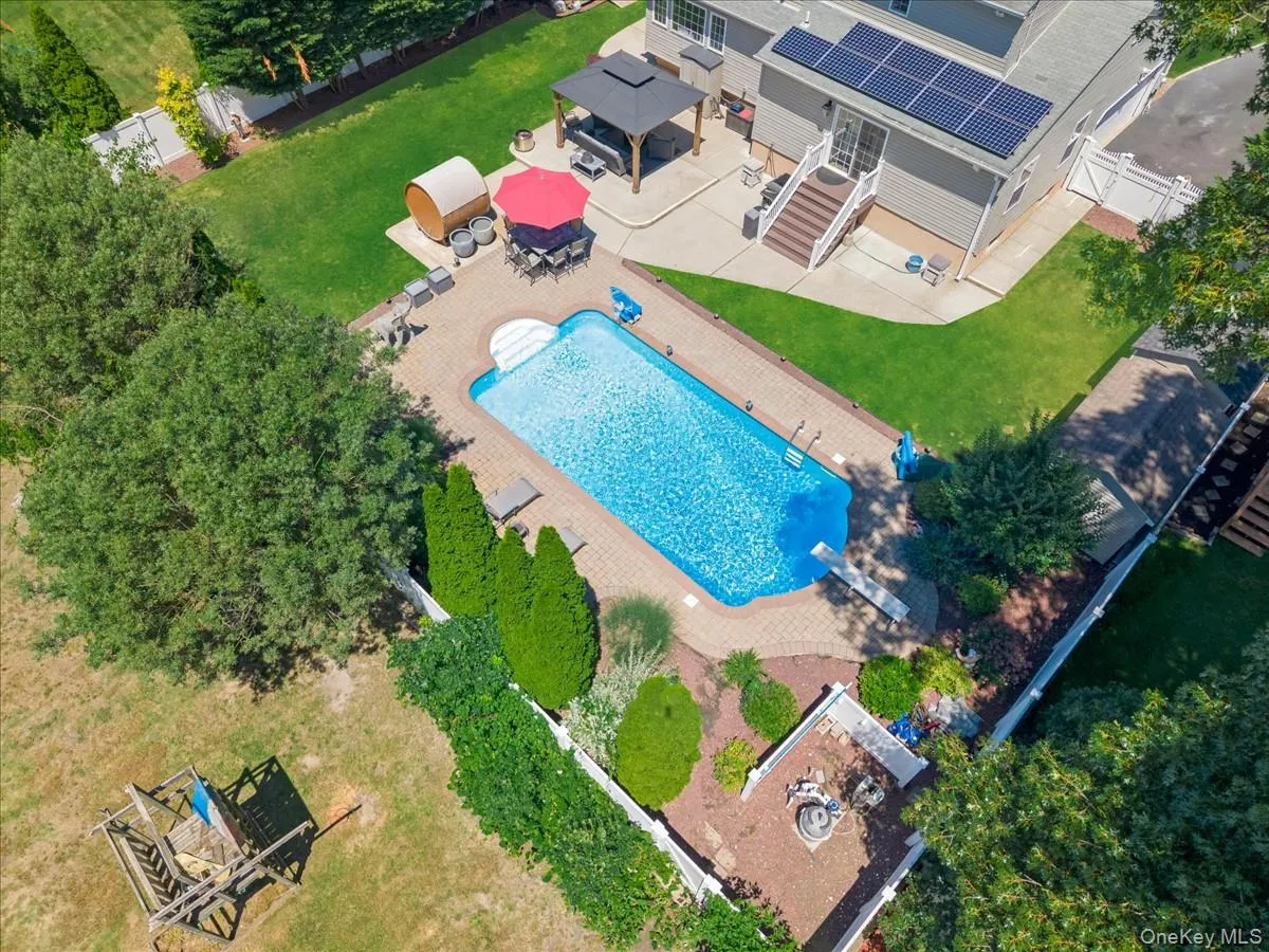 14 Tulip Avenue, Brookhaven, NY, 4 Bedrooms Bedrooms, 10 Rooms Rooms,2 BathroomsBathrooms,Residential,For Rent,Tulip,0,1017365 14 Tulip Avenue, Brookhaven, NY, 4 Bedrooms Bedrooms, 10 Rooms Rooms,2 BathroomsBathrooms,Residential,For Rent,Tulip,0,1017365