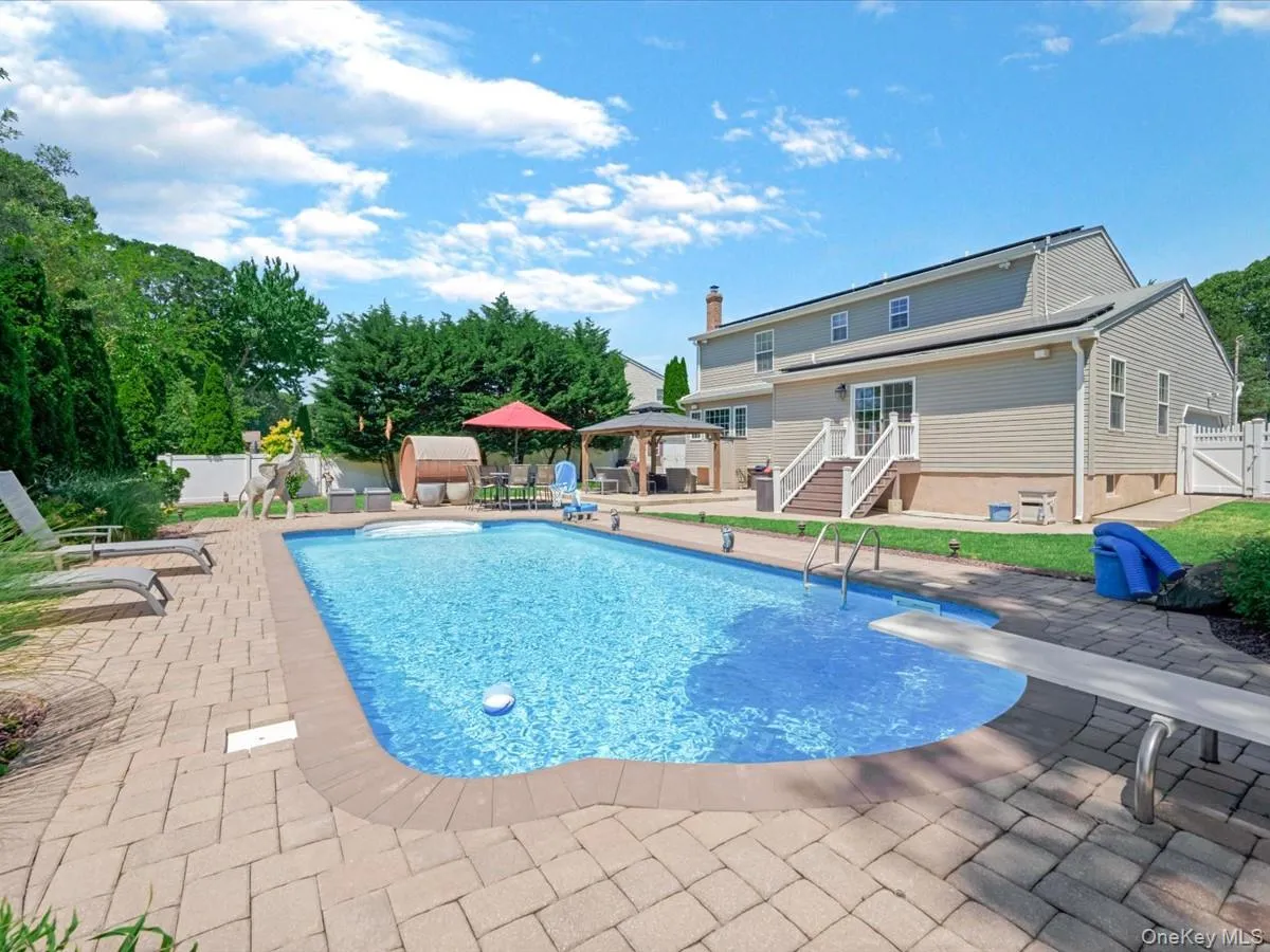 14 Tulip Avenue, Brookhaven, NY, 4 Bedrooms Bedrooms, 10 Rooms Rooms,2 BathroomsBathrooms,Residential,For Rent,Tulip,0,1017365 14 Tulip Avenue, Brookhaven, NY, 4 Bedrooms Bedrooms, 10 Rooms Rooms,2 BathroomsBathrooms,Residential,For Rent,Tulip,0,1017365