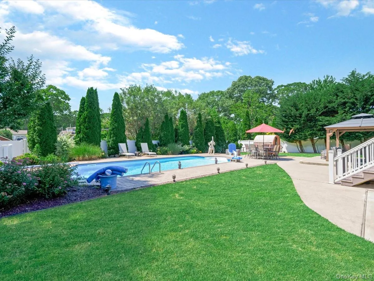 14 Tulip Avenue, Brookhaven, NY, 4 Bedrooms Bedrooms, 10 Rooms Rooms,2 BathroomsBathrooms,Residential,For Rent,Tulip,0,1017365 14 Tulip Avenue, Brookhaven, NY, 4 Bedrooms Bedrooms, 10 Rooms Rooms,2 BathroomsBathrooms,Residential,For Rent,Tulip,0,1017365