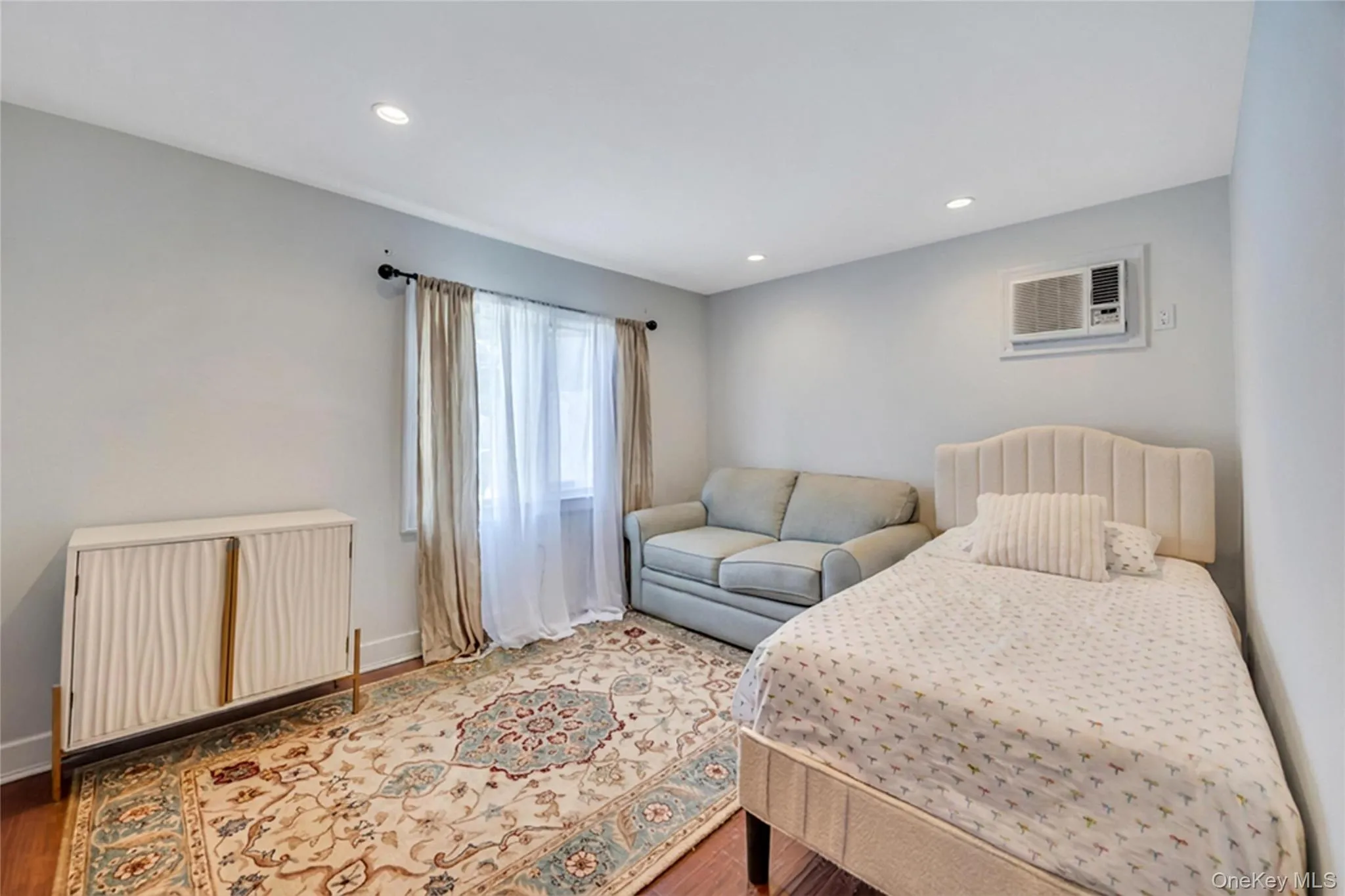 115 Dahlia Drive, Brookhaven, NY, 4 Bedrooms Bedrooms, 7 Rooms Rooms,2 BathroomsBathrooms,Residential,For Rent,Dahlia,0,KEY1017368 115 Dahlia Drive, Brookhaven, NY, 4 Bedrooms Bedrooms, 7 Rooms Rooms,2 BathroomsBathrooms,Residential,For Rent,Dahlia,0,KEY1017368