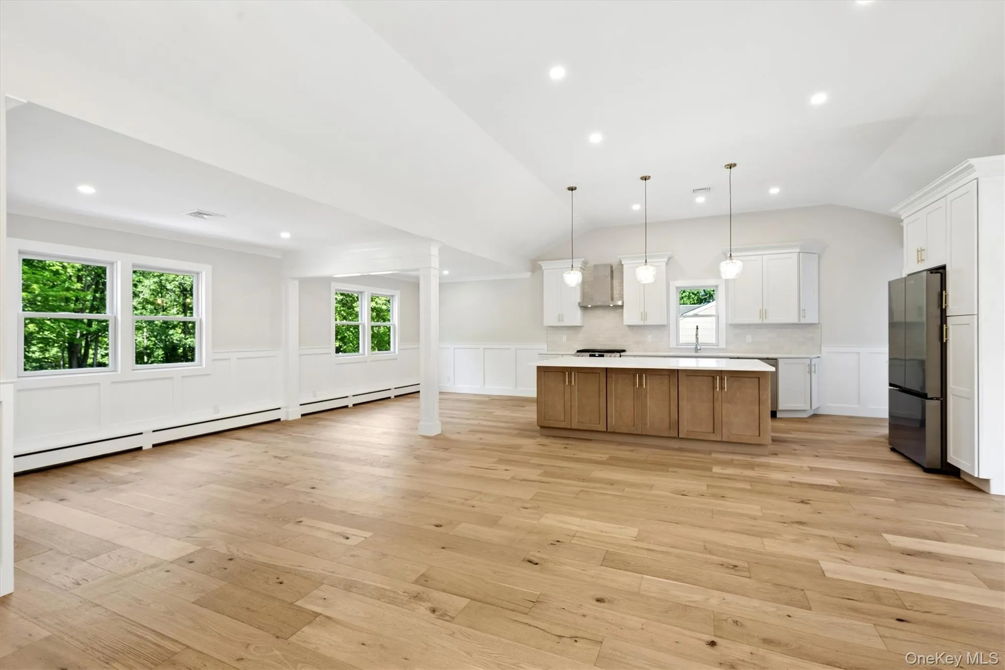 20 Camelia Place, Smithtown, NY, 4 Bedrooms Bedrooms, 8 Rooms Rooms,2 BathroomsBathrooms,Residential,For Rent,Camelia,0,KEY1017370 20 Camelia Place, Smithtown, NY, 4 Bedrooms Bedrooms, 8 Rooms Rooms,2 BathroomsBathrooms,Residential,For Rent,Camelia,0,KEY1017370
