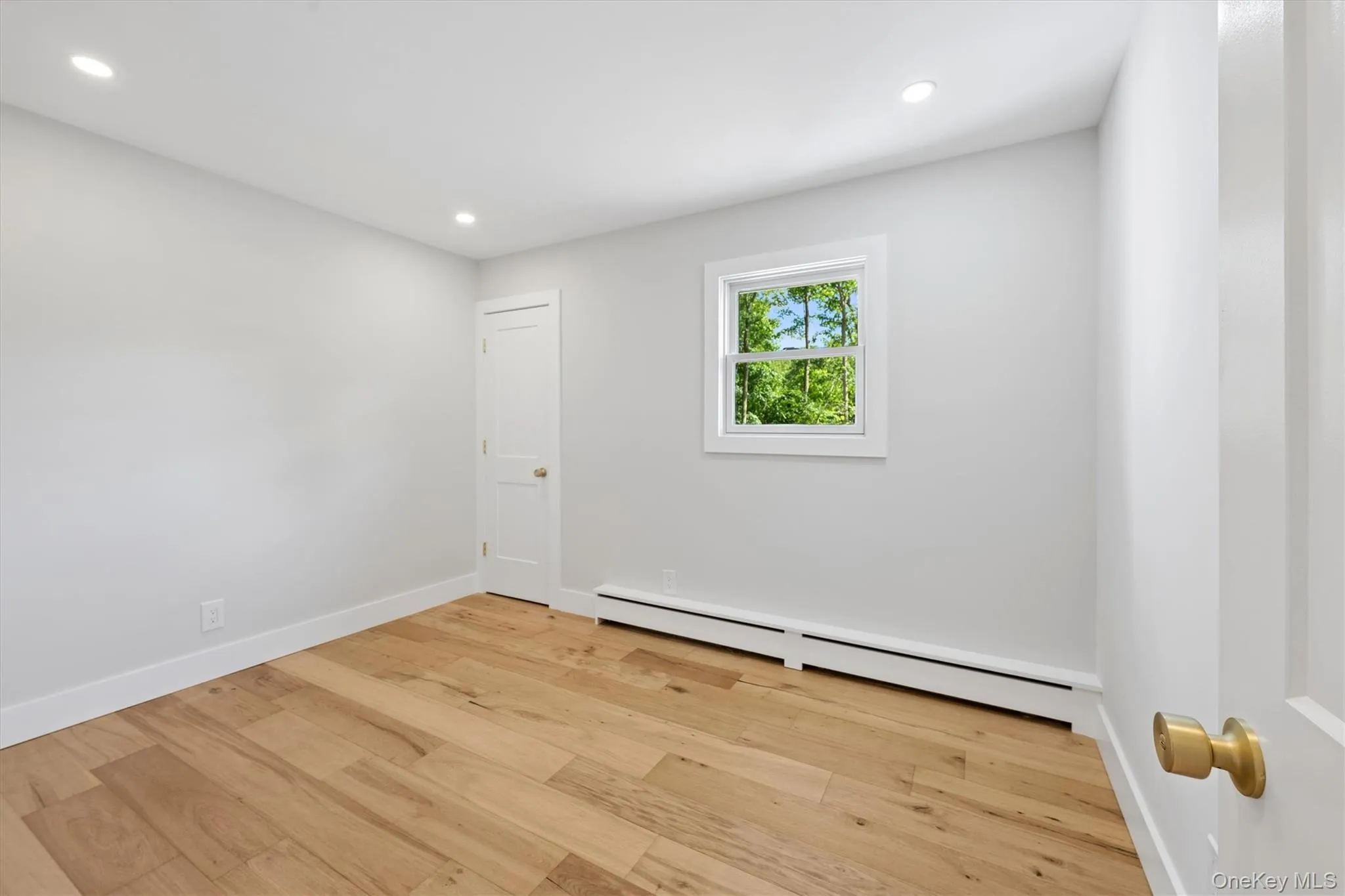 20 Camelia Place, Smithtown, NY, 4 Bedrooms Bedrooms, 8 Rooms Rooms,2 BathroomsBathrooms,Residential,For Rent,Camelia,0,KEY1017370 20 Camelia Place, Smithtown, NY, 4 Bedrooms Bedrooms, 8 Rooms Rooms,2 BathroomsBathrooms,Residential,For Rent,Camelia,0,KEY1017370