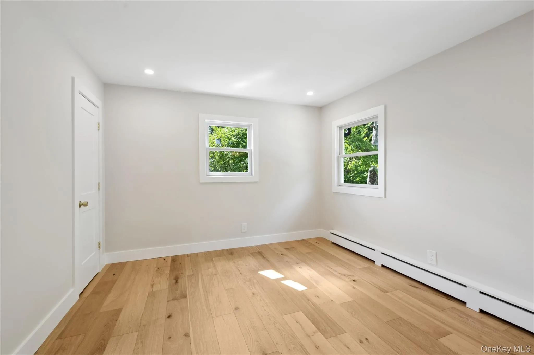 20 Camelia Place, Smithtown, NY, 4 Bedrooms Bedrooms, 8 Rooms Rooms,2 BathroomsBathrooms,Residential,For Rent,Camelia,0,KEY1017370 20 Camelia Place, Smithtown, NY, 4 Bedrooms Bedrooms, 8 Rooms Rooms,2 BathroomsBathrooms,Residential,For Rent,Camelia,0,KEY1017370