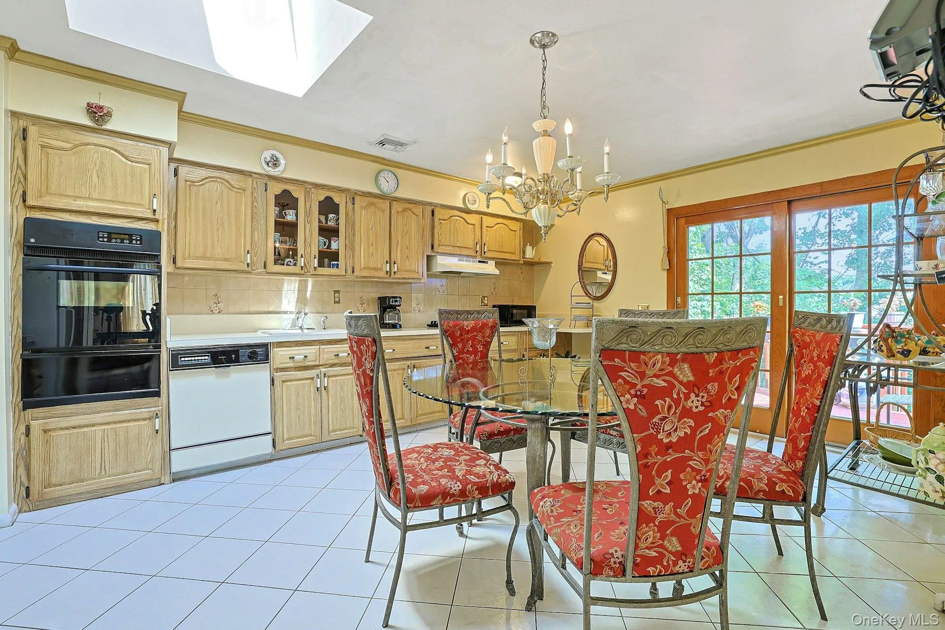 635 Gilbert Avenue, Orangetown, NY, 3 Bedrooms Bedrooms, 7 Rooms Rooms,2 BathroomsBathrooms,Residential,For Rent,Gilbert,0,1017371 635 Gilbert Avenue, Orangetown, NY, 3 Bedrooms Bedrooms, 7 Rooms Rooms,2 BathroomsBathrooms,Residential,For Rent,Gilbert,0,1017371