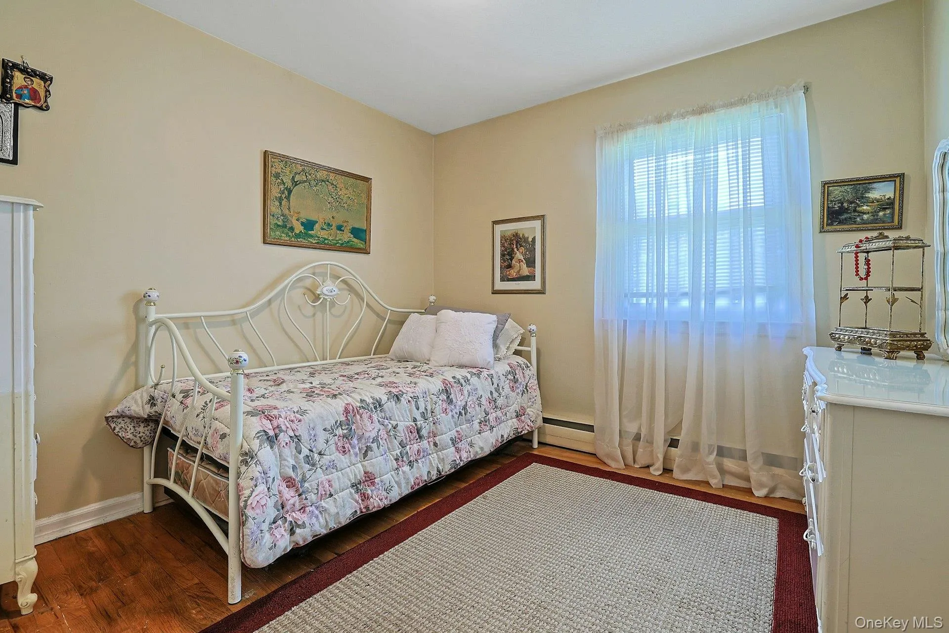 635 Gilbert Avenue, Orangetown, NY, 3 Bedrooms Bedrooms, 7 Rooms Rooms,2 BathroomsBathrooms,Residential,For Rent,Gilbert,0,1017371 635 Gilbert Avenue, Orangetown, NY, 3 Bedrooms Bedrooms, 7 Rooms Rooms,2 BathroomsBathrooms,Residential,For Rent,Gilbert,0,1017371