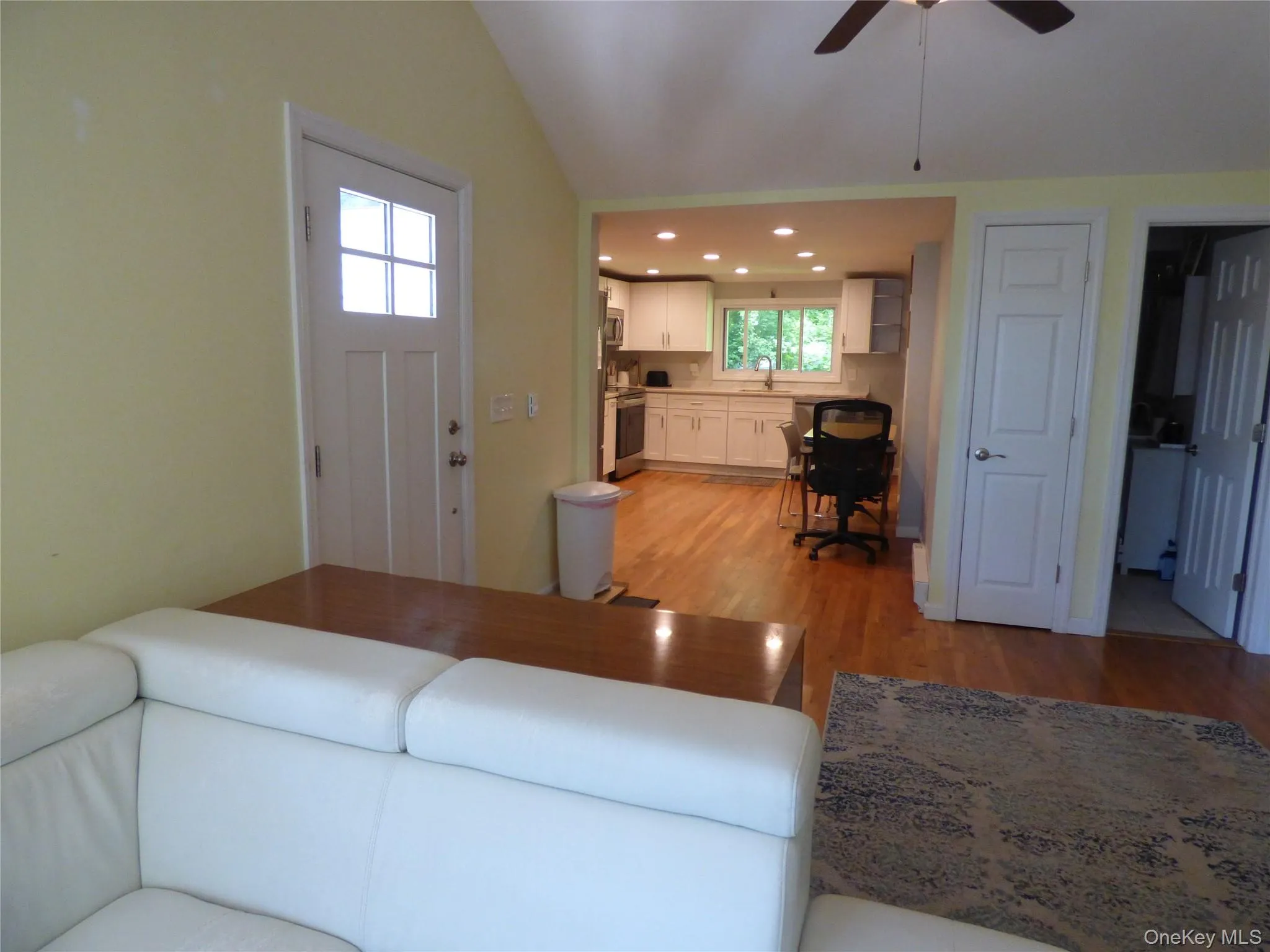 156 Brook Trail, Warwick (town), NY, 2 Bedrooms Bedrooms, 4 Rooms Rooms,1 BathroomBathrooms,Residential Lease,For Rent,Brook,0,1017372 156 Brook Trail, Warwick (town), NY, 2 Bedrooms Bedrooms, 4 Rooms Rooms,1 BathroomBathrooms,Residential Lease,For Rent,Brook,0,1017372
