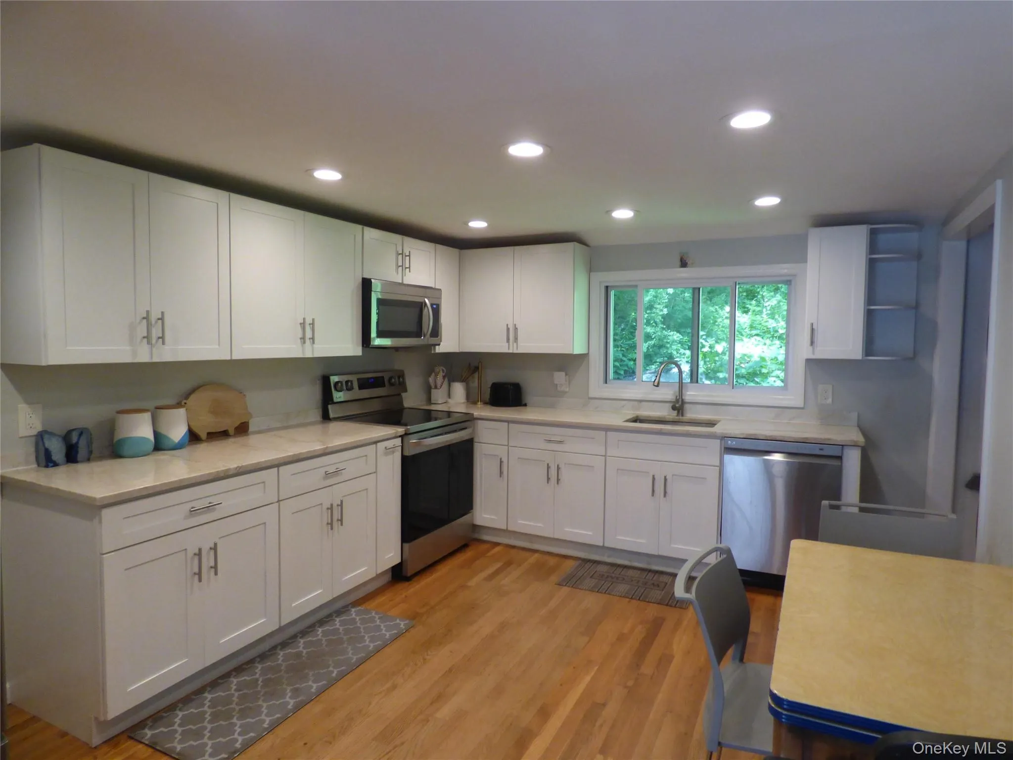 156 Brook Trail, Warwick (town), NY, 2 Bedrooms Bedrooms, 4 Rooms Rooms,1 BathroomBathrooms,Residential Lease,For Rent,Brook,0,1017372 156 Brook Trail, Warwick (town), NY, 2 Bedrooms Bedrooms, 4 Rooms Rooms,1 BathroomBathrooms,Residential Lease,For Rent,Brook,0,1017372