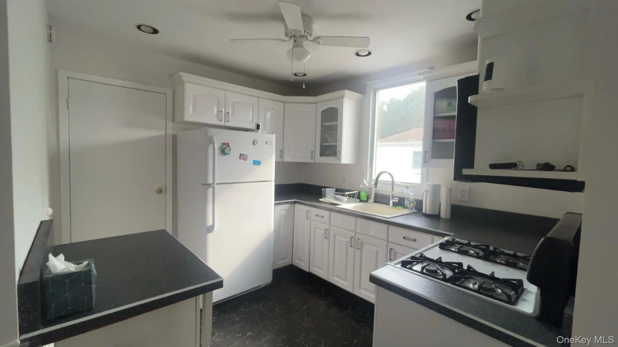 54 17th Street, West Babylon, NY, 5 Bedrooms Bedrooms, 10 Rooms Rooms,2 BathroomsBathrooms,Residential,For Rent,17th,0,KEY1017374 54 17th Street, West Babylon, NY, 5 Bedrooms Bedrooms, 10 Rooms Rooms,2 BathroomsBathrooms,Residential,For Rent,17th,0,KEY1017374