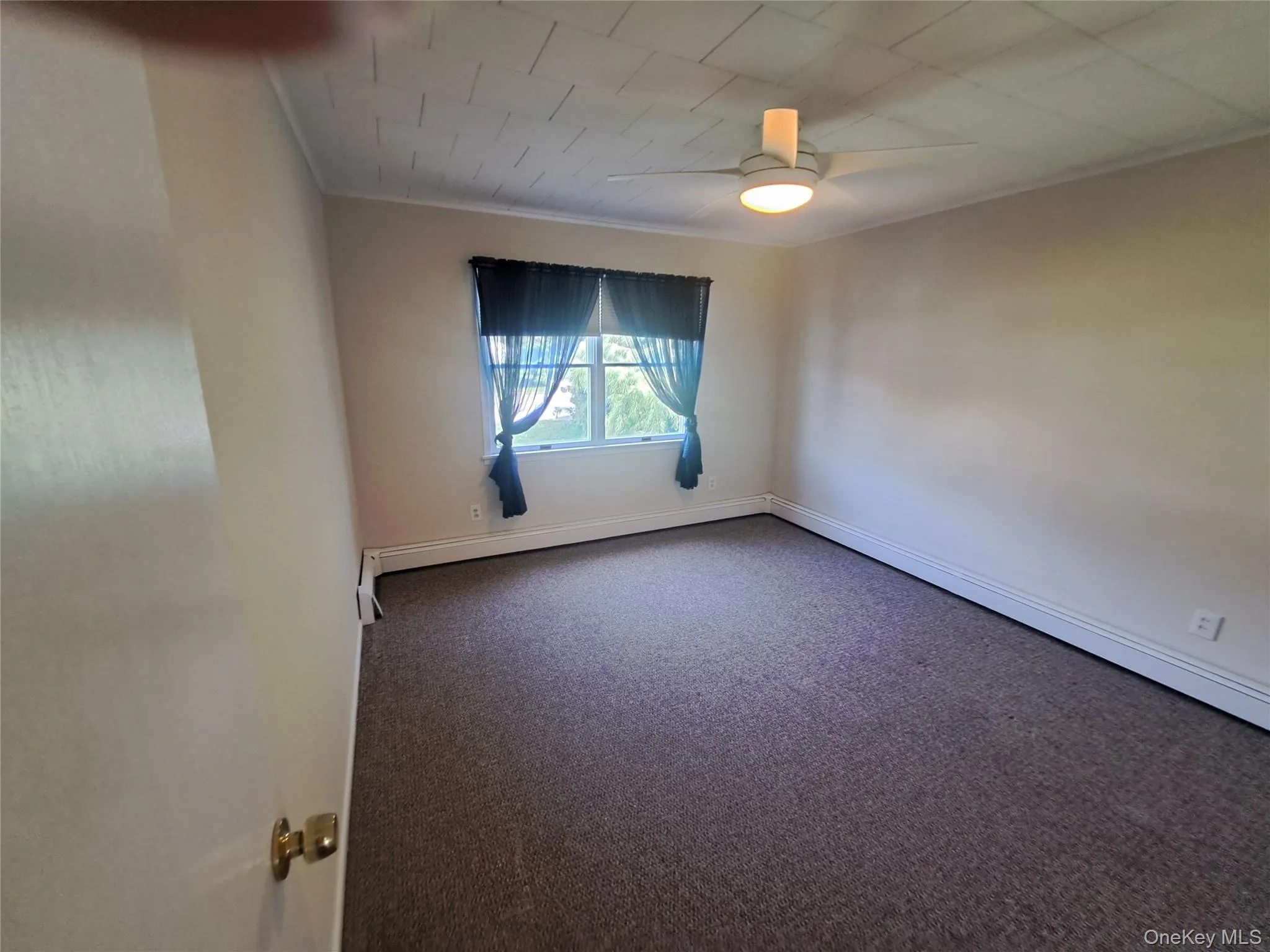 54 17th Street, West Babylon, NY, 5 Bedrooms Bedrooms, 10 Rooms Rooms,2 BathroomsBathrooms,Residential,For Rent,17th,0,1017374 54 17th Street, West Babylon, NY, 5 Bedrooms Bedrooms, 10 Rooms Rooms,2 BathroomsBathrooms,Residential,For Rent,17th,0,1017374