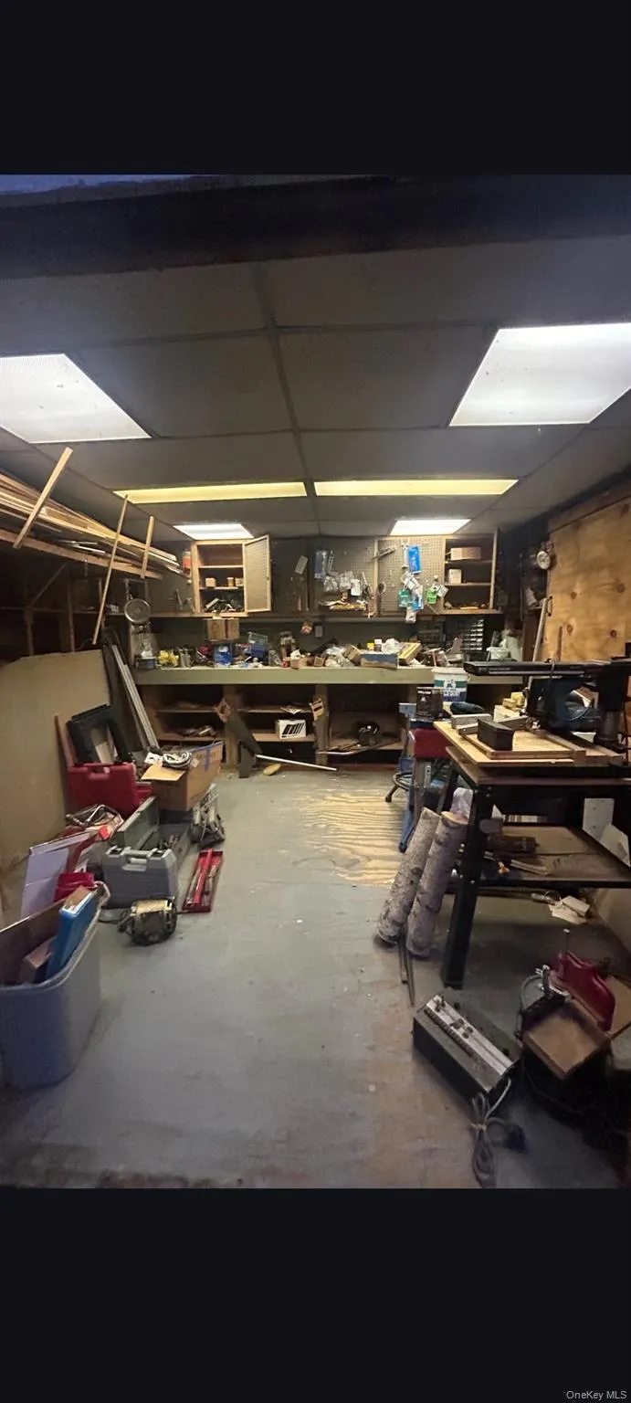 INSIDE ITOOL SHED WITH WORKSHOP INSIDE ITOOL SHED WITH WORKSHOP