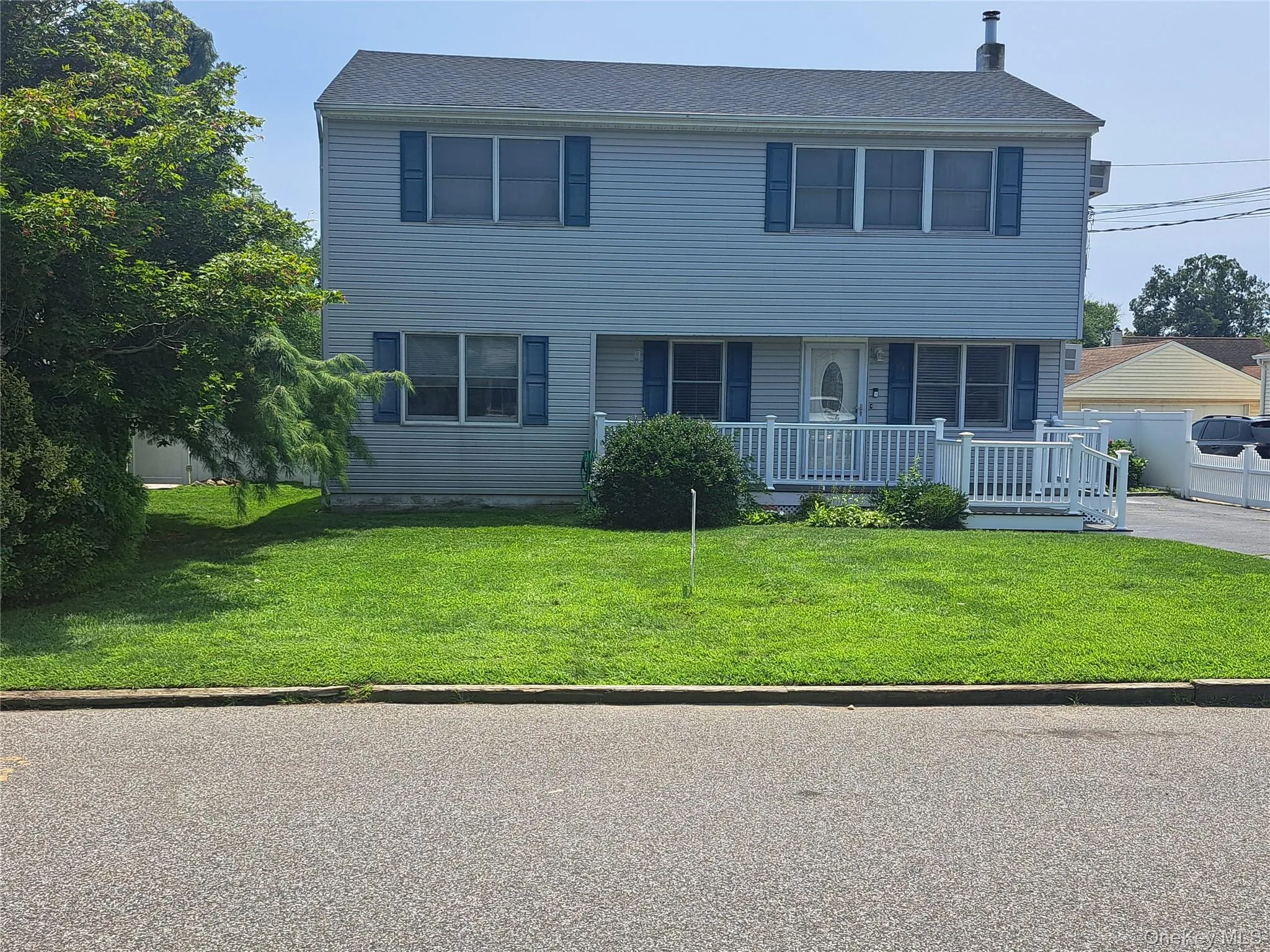 54 17th Street, West Babylon, NY, 5 Bedrooms Bedrooms, 10 Rooms Rooms,2 BathroomsBathrooms,Residential,For Rent,17th,0,1017374 54 17th Street, West Babylon, NY, 5 Bedrooms Bedrooms, 10 Rooms Rooms,2 BathroomsBathrooms,Residential,For Rent,17th,0,1017374