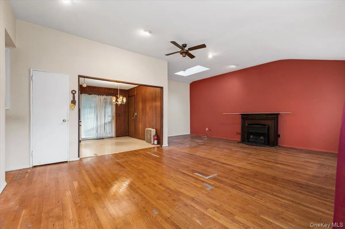 1680 Pine Acres Boulevard, Islip, NY, 3 Bedrooms Bedrooms, 6 Rooms Rooms,2 BathroomsBathrooms,Residential,For Rent,Pine Acres,0,1017376 1680 Pine Acres Boulevard, Islip, NY, 3 Bedrooms Bedrooms, 6 Rooms Rooms,2 BathroomsBathrooms,Residential,For Rent,Pine Acres,0,1017376