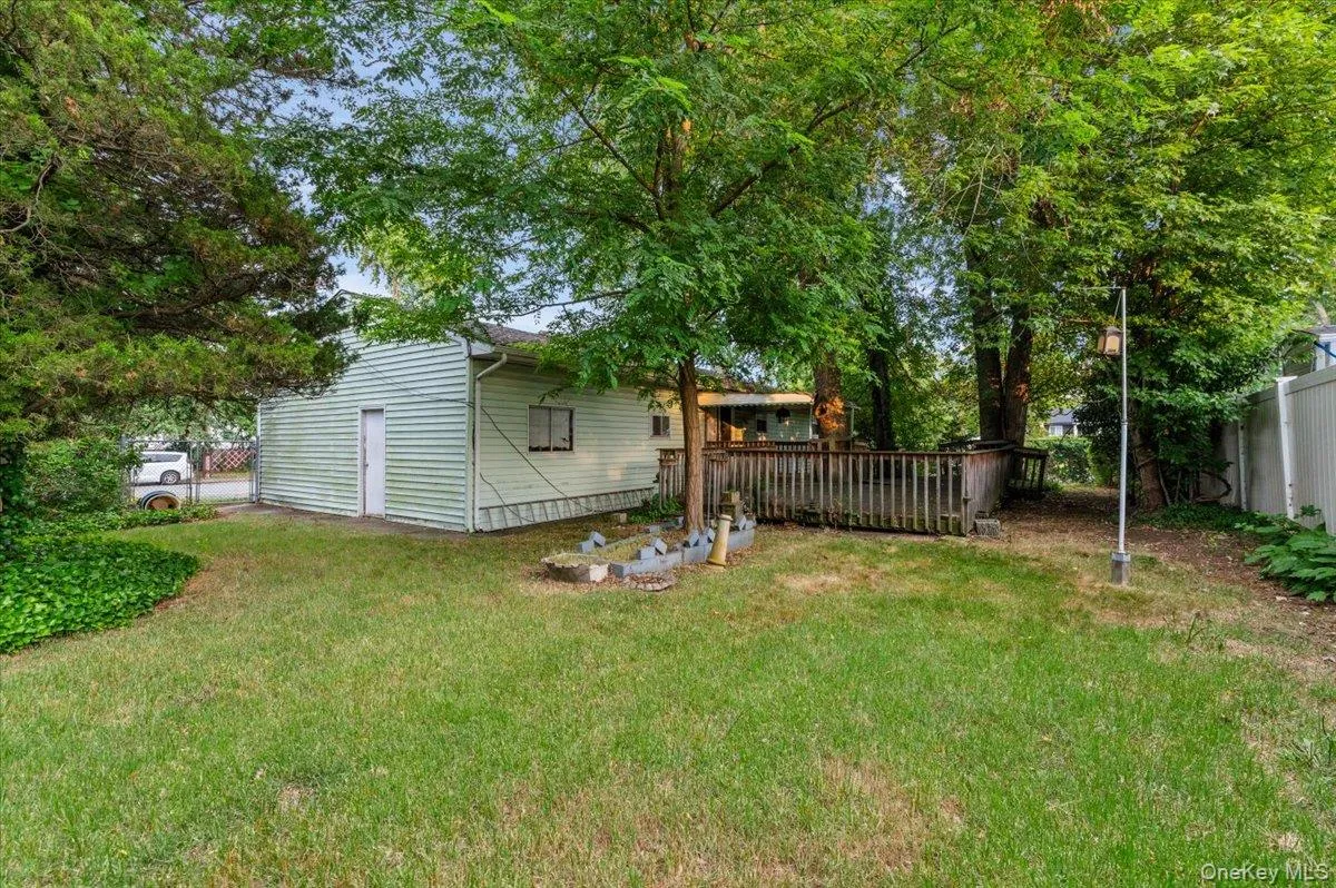 1680 Pine Acres Boulevard, Islip, NY, 3 Bedrooms Bedrooms, 6 Rooms Rooms,2 BathroomsBathrooms,Residential,For Rent,Pine Acres,0,1017376 1680 Pine Acres Boulevard, Islip, NY, 3 Bedrooms Bedrooms, 6 Rooms Rooms,2 BathroomsBathrooms,Residential,For Rent,Pine Acres,0,1017376