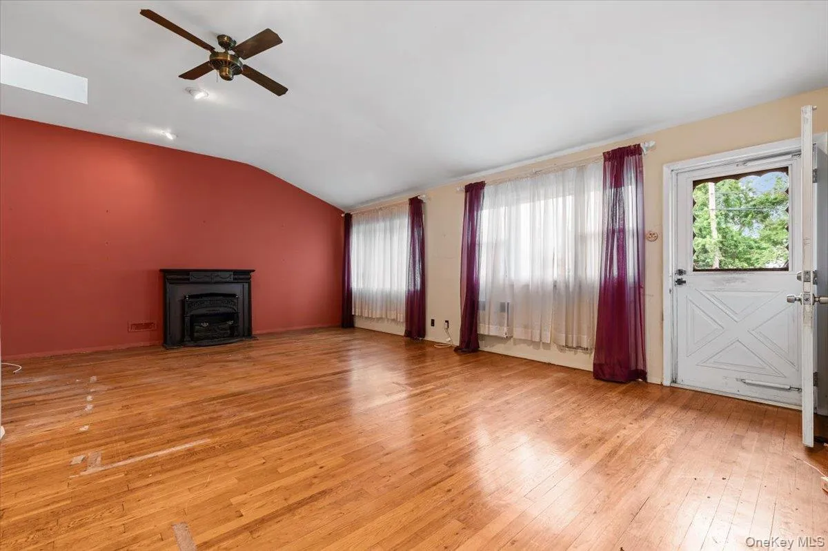 1680 Pine Acres Boulevard, Islip, NY, 3 Bedrooms Bedrooms, 6 Rooms Rooms,2 BathroomsBathrooms,Residential,For Rent,Pine Acres,0,1017376 1680 Pine Acres Boulevard, Islip, NY, 3 Bedrooms Bedrooms, 6 Rooms Rooms,2 BathroomsBathrooms,Residential,For Rent,Pine Acres,0,1017376