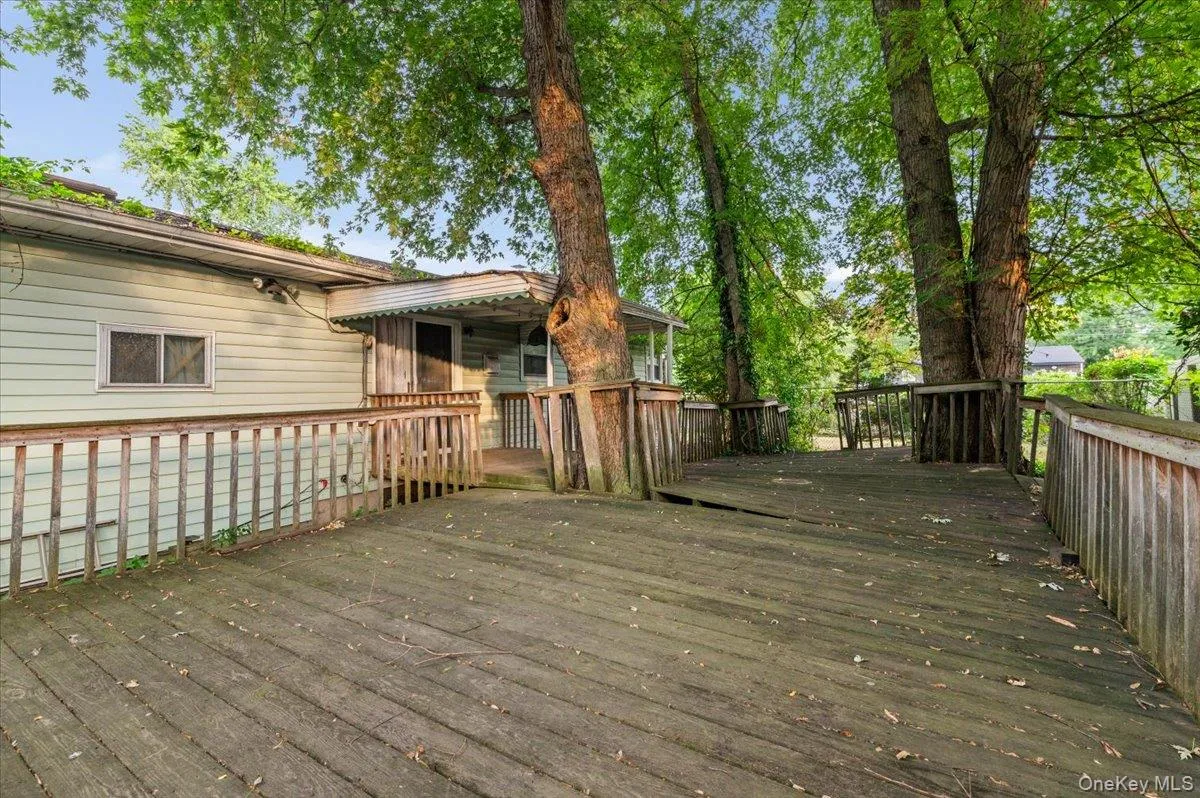 1680 Pine Acres Boulevard, Islip, NY, 3 Bedrooms Bedrooms, 6 Rooms Rooms,2 BathroomsBathrooms,Residential,For Rent,Pine Acres,0,1017376 1680 Pine Acres Boulevard, Islip, NY, 3 Bedrooms Bedrooms, 6 Rooms Rooms,2 BathroomsBathrooms,Residential,For Rent,Pine Acres,0,1017376