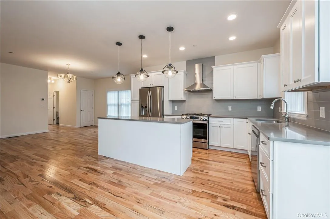 11 Park Avenue, Harrison, NY, 4 Bedrooms Bedrooms, 7 Rooms Rooms,3 BathroomsBathrooms,Residential Lease,For Rent,Park,0,KEY1017377 11 Park Avenue, Harrison, NY, 4 Bedrooms Bedrooms, 7 Rooms Rooms,3 BathroomsBathrooms,Residential Lease,For Rent,Park,0,KEY1017377
