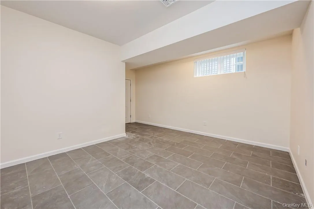 11 Park Avenue, Harrison, NY, 4 Bedrooms Bedrooms, 7 Rooms Rooms,3 BathroomsBathrooms,Residential Lease,For Rent,Park,0,KEY1017377 11 Park Avenue, Harrison, NY, 4 Bedrooms Bedrooms, 7 Rooms Rooms,3 BathroomsBathrooms,Residential Lease,For Rent,Park,0,KEY1017377