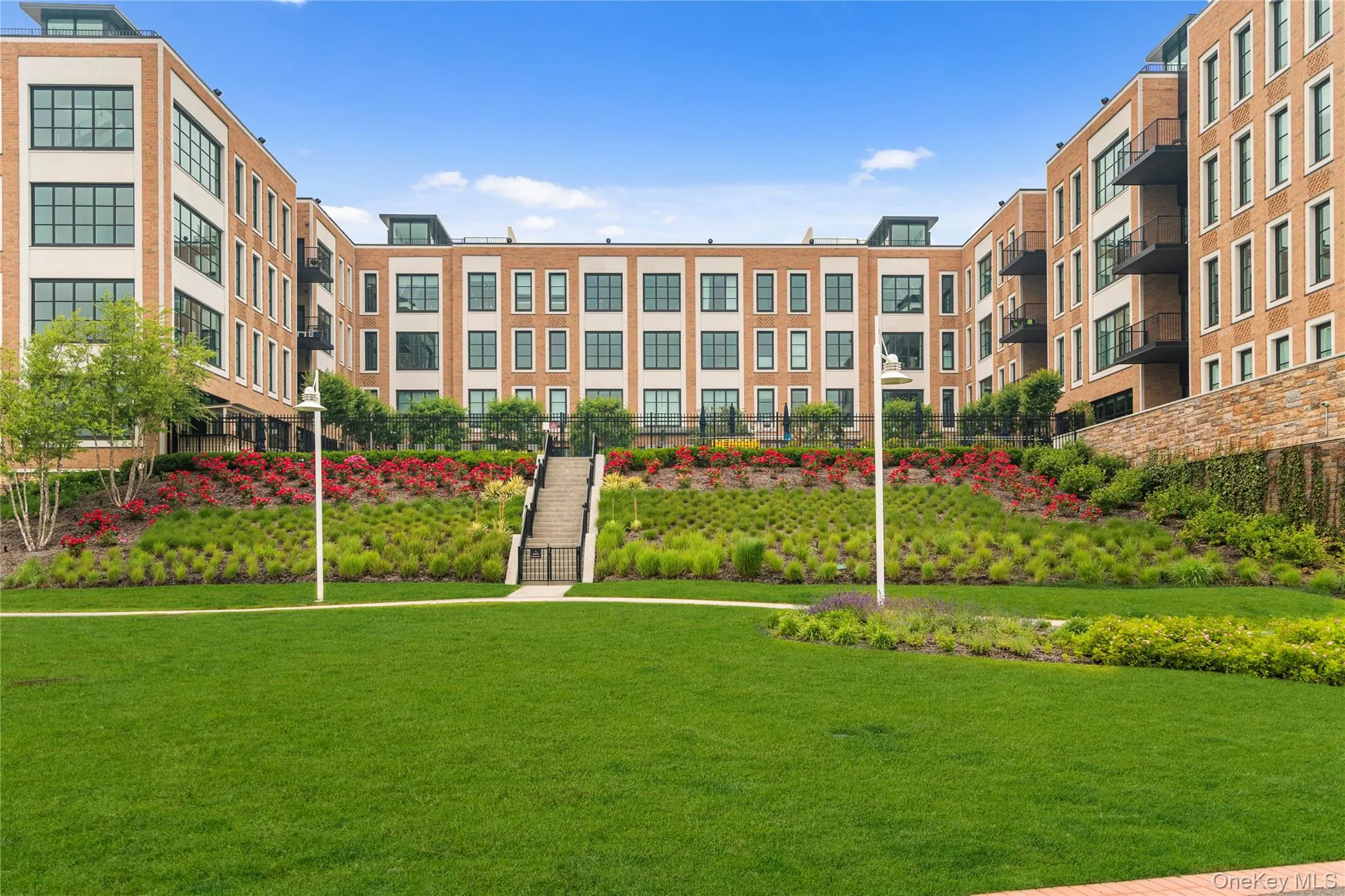 100 Garvies Point Road, Glen Cove, NY, 2 Bedrooms Bedrooms, 3 Rooms Rooms,2 BathroomsBathrooms,Residential,For Rent,Garvies Point,0,1017380 100 Garvies Point Road, Glen Cove, NY, 2 Bedrooms Bedrooms, 3 Rooms Rooms,2 BathroomsBathrooms,Residential,For Rent,Garvies Point,0,1017380