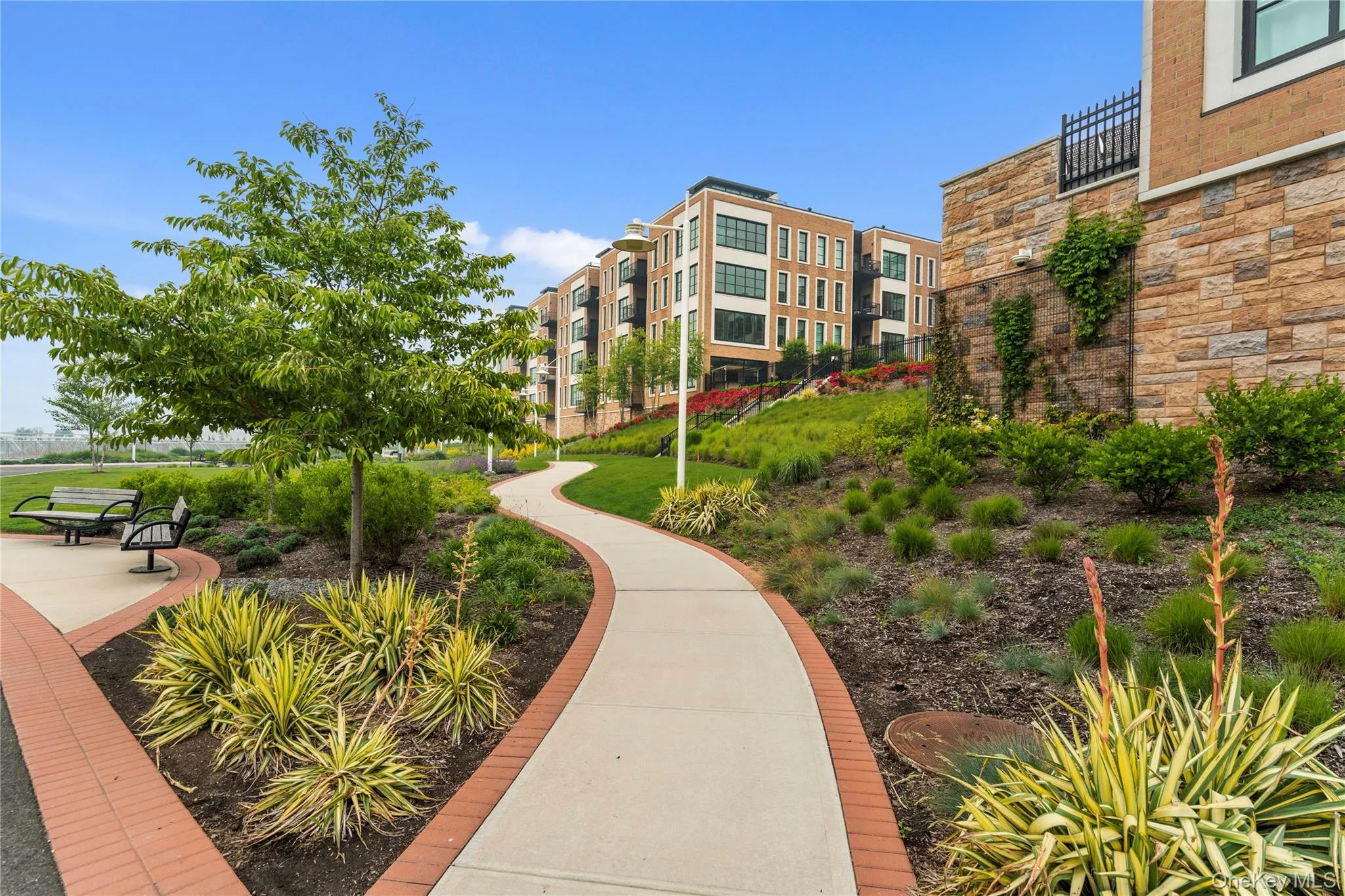 100 Garvies Point Road, Glen Cove, NY, 2 Bedrooms Bedrooms, 3 Rooms Rooms,2 BathroomsBathrooms,Residential,For Rent,Garvies Point,0,1017380 100 Garvies Point Road, Glen Cove, NY, 2 Bedrooms Bedrooms, 3 Rooms Rooms,2 BathroomsBathrooms,Residential,For Rent,Garvies Point,0,1017380