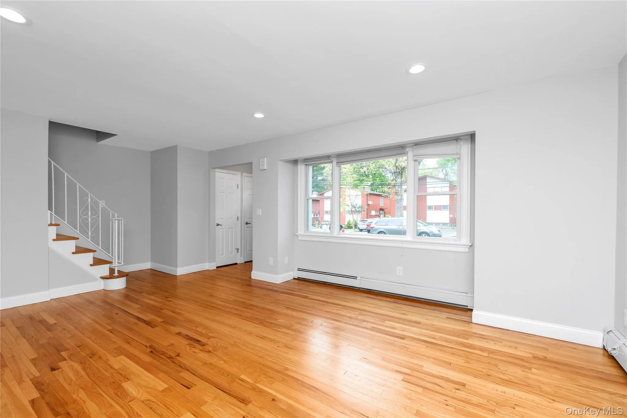 38 Dunes Lane, North Hempstead, NY, 3 Bedrooms Bedrooms, 6 Rooms Rooms,1 BathroomBathrooms,Residential Lease,For Rent,Dunes,0,1017385 38 Dunes Lane, North Hempstead, NY, 3 Bedrooms Bedrooms, 6 Rooms Rooms,1 BathroomBathrooms,Residential Lease,For Rent,Dunes,0,1017385