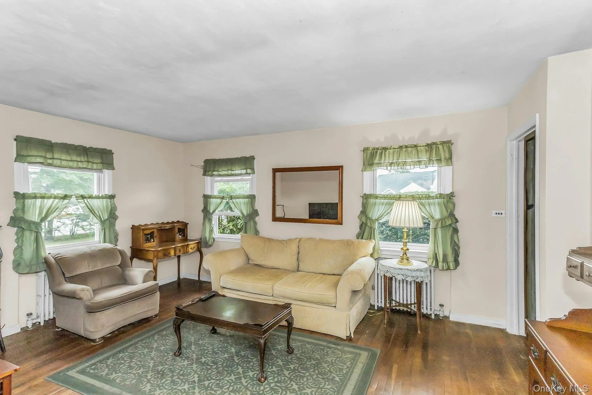 2 Cliff Road, Hempstead, NY, 3 Bedrooms Bedrooms, 7 Rooms Rooms,2 BathroomsBathrooms,Residential,For Rent,Cliff,0,1017387 2 Cliff Road, Hempstead, NY, 3 Bedrooms Bedrooms, 7 Rooms Rooms,2 BathroomsBathrooms,Residential,For Rent,Cliff,0,1017387