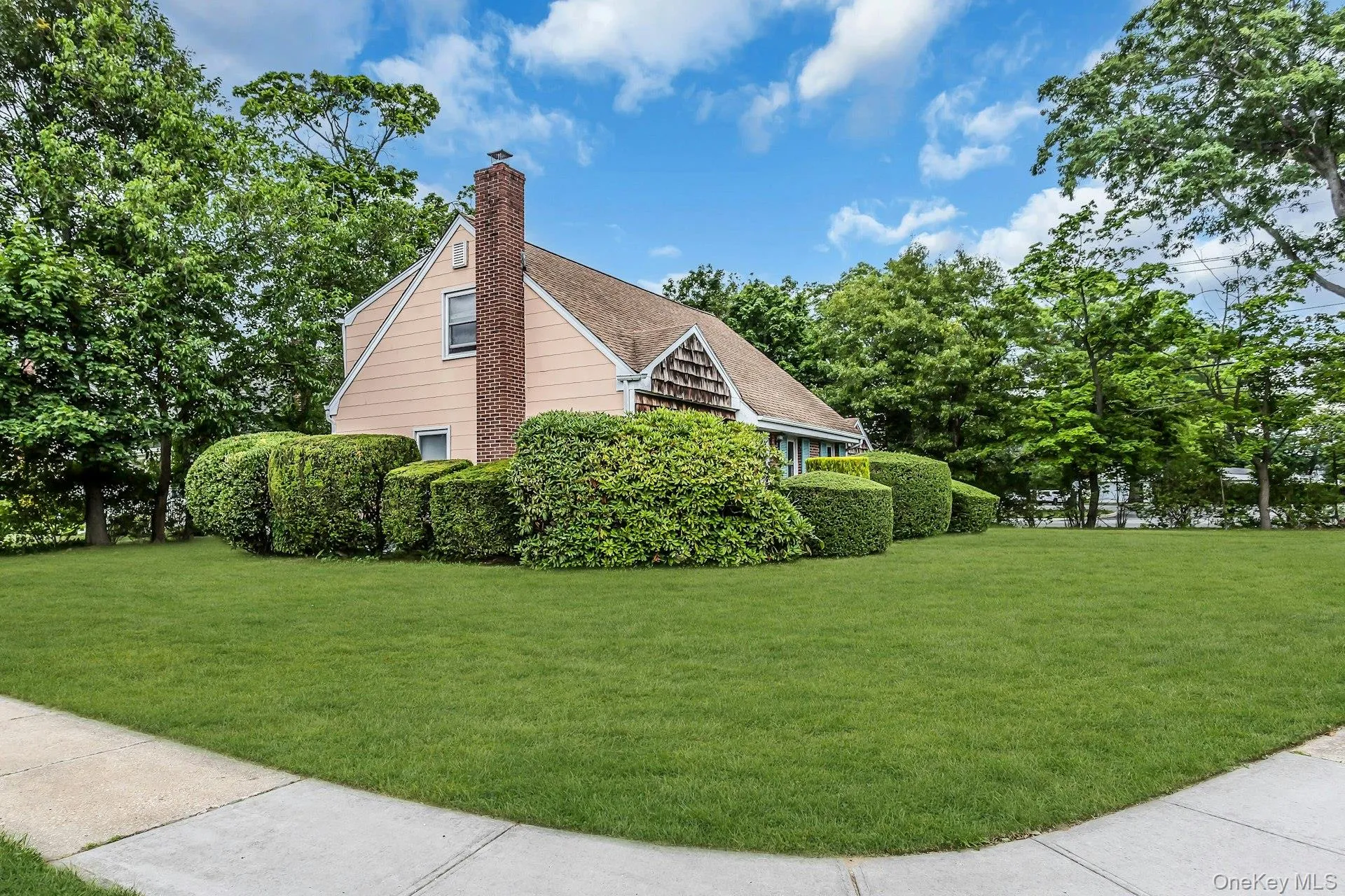 2 Cliff Road, Hempstead, NY, 3 Bedrooms Bedrooms, 7 Rooms Rooms,2 BathroomsBathrooms,Residential,For Rent,Cliff,0,1017387 2 Cliff Road, Hempstead, NY, 3 Bedrooms Bedrooms, 7 Rooms Rooms,2 BathroomsBathrooms,Residential,For Rent,Cliff,0,1017387