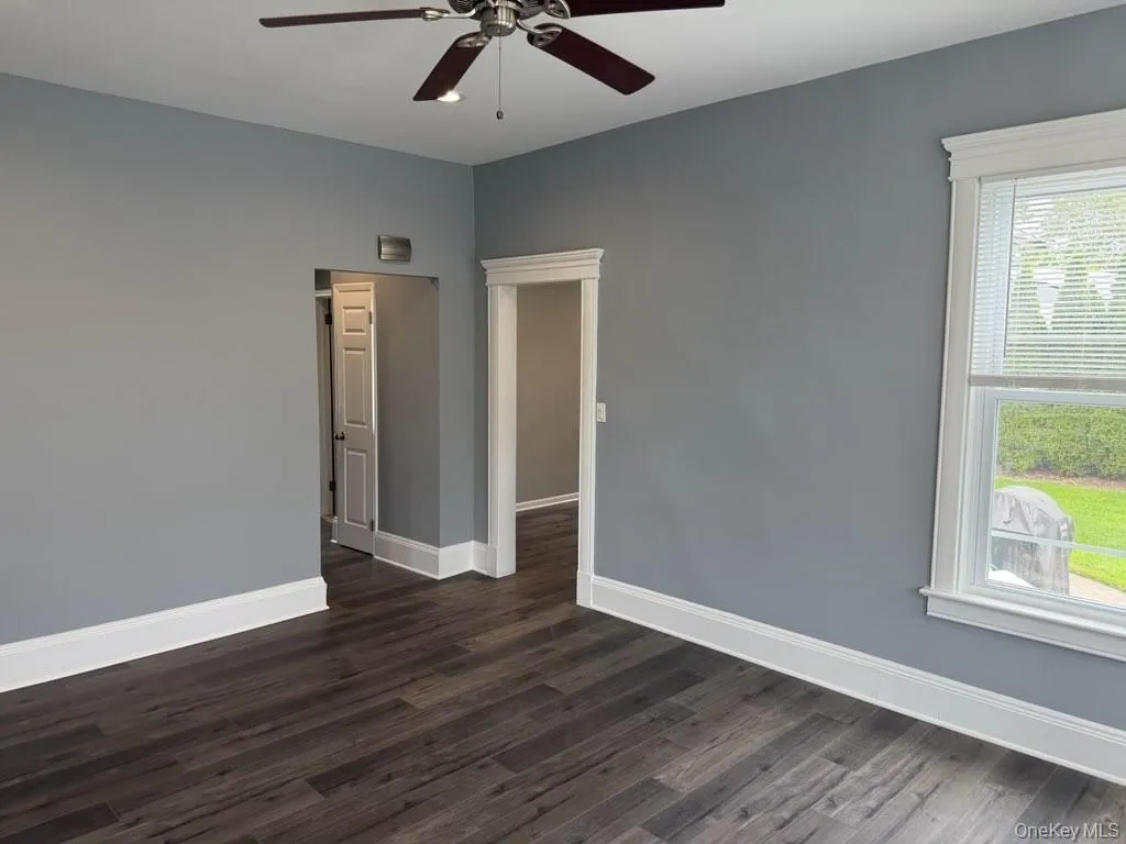 671 Main Street, Oyster Bay, NY, 2 Bedrooms Bedrooms, 4 Rooms Rooms,1 BathroomBathrooms,Residential Lease,For Rent,Main,0,1017390 671 Main Street, Oyster Bay, NY, 2 Bedrooms Bedrooms, 4 Rooms Rooms,1 BathroomBathrooms,Residential Lease,For Rent,Main,0,1017390