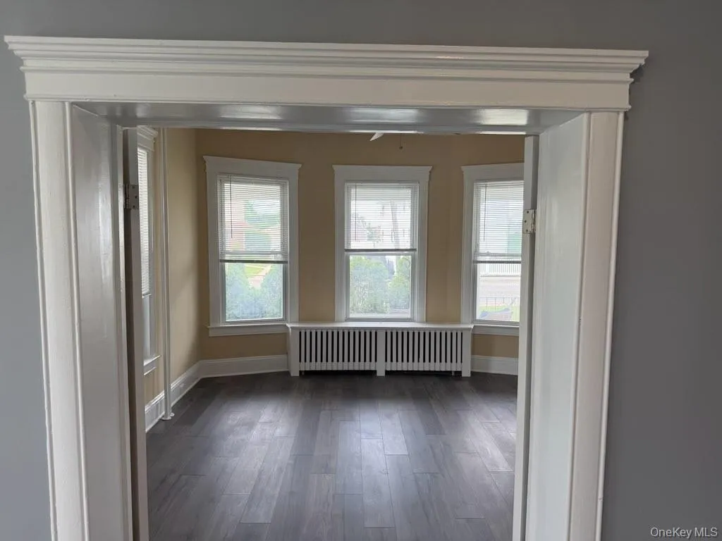 671 Main Street, Oyster Bay, NY, 2 Bedrooms Bedrooms, 4 Rooms Rooms,1 BathroomBathrooms,Residential Lease,For Rent,Main,0,1017390 671 Main Street, Oyster Bay, NY, 2 Bedrooms Bedrooms, 4 Rooms Rooms,1 BathroomBathrooms,Residential Lease,For Rent,Main,0,1017390