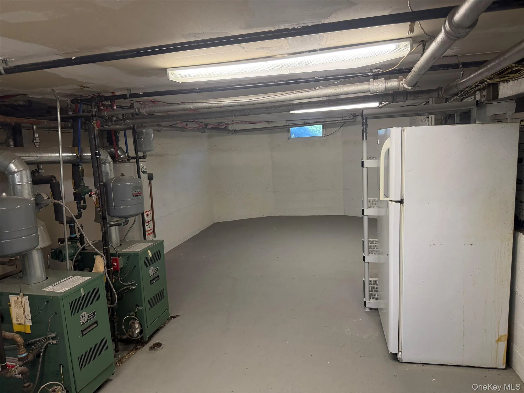 671 Main Street, Oyster Bay, NY, 2 Bedrooms Bedrooms, 4 Rooms Rooms,1 BathroomBathrooms,Residential Lease,For Rent,Main,0,1017390 671 Main Street, Oyster Bay, NY, 2 Bedrooms Bedrooms, 4 Rooms Rooms,1 BathroomBathrooms,Residential Lease,For Rent,Main,0,1017390