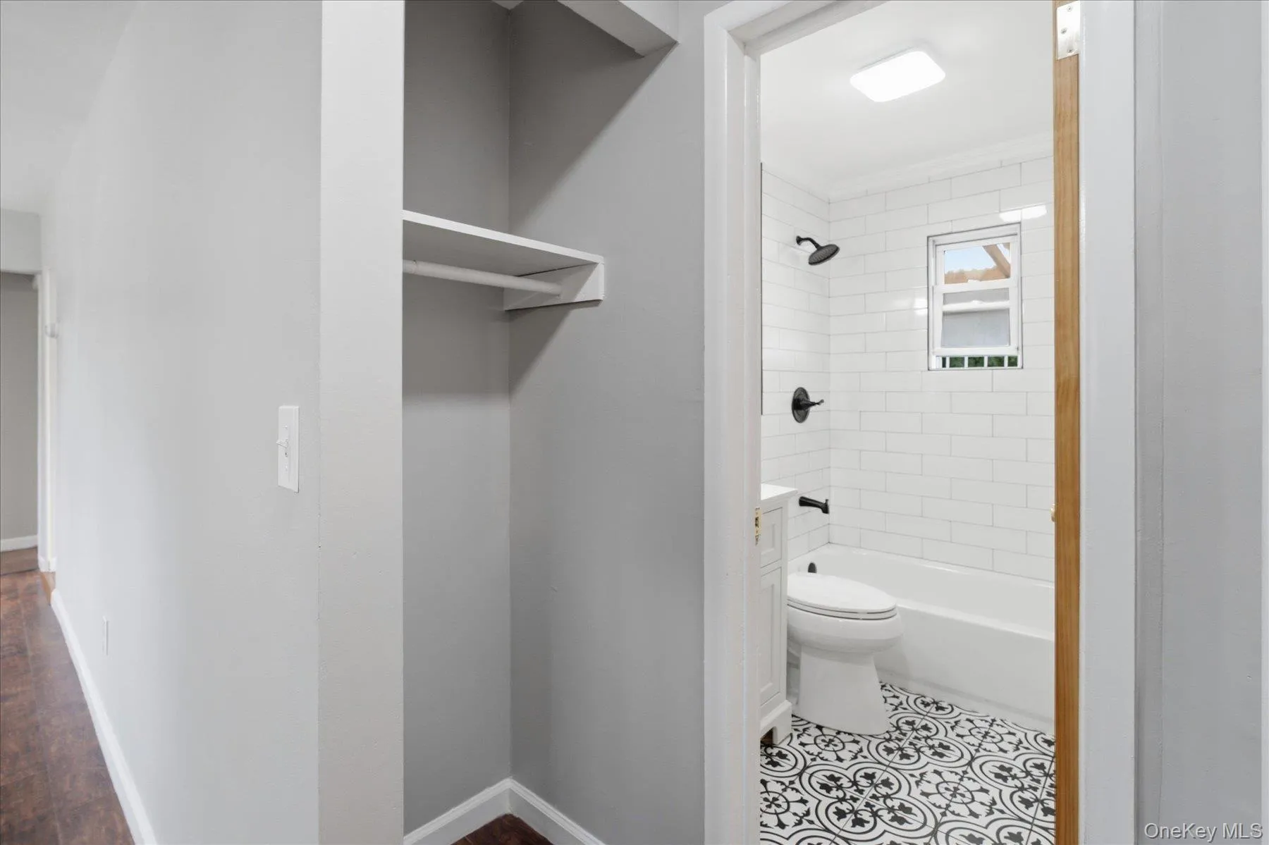 42 Bradley Street, Islip, NY, 6 Bedrooms Bedrooms, 10 Rooms Rooms,2 BathroomsBathrooms,Residential,For Rent,Bradley,0,1017391 42 Bradley Street, Islip, NY, 6 Bedrooms Bedrooms, 10 Rooms Rooms,2 BathroomsBathrooms,Residential,For Rent,Bradley,0,1017391
