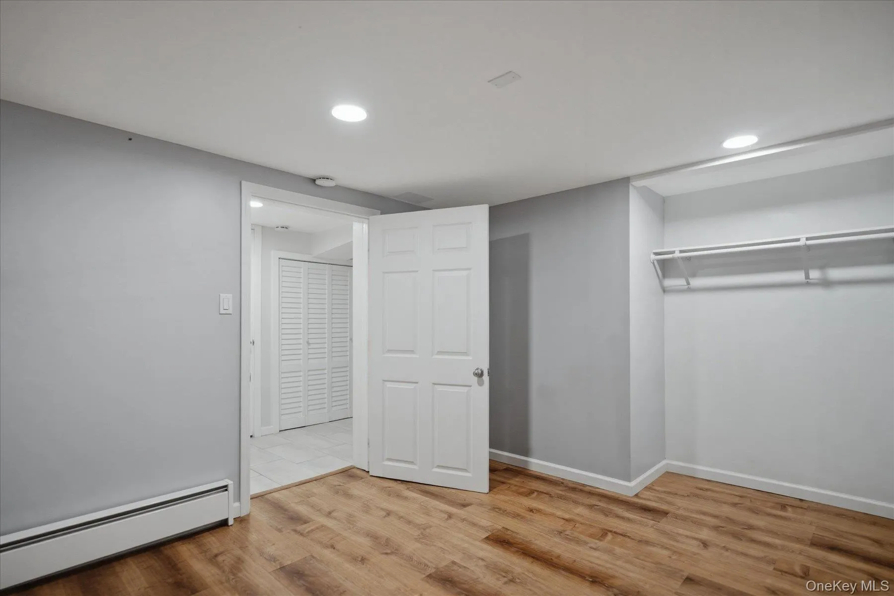 42 Bradley Street, Islip, NY, 6 Bedrooms Bedrooms, 10 Rooms Rooms,2 BathroomsBathrooms,Residential,For Rent,Bradley,0,1017391 42 Bradley Street, Islip, NY, 6 Bedrooms Bedrooms, 10 Rooms Rooms,2 BathroomsBathrooms,Residential,For Rent,Bradley,0,1017391