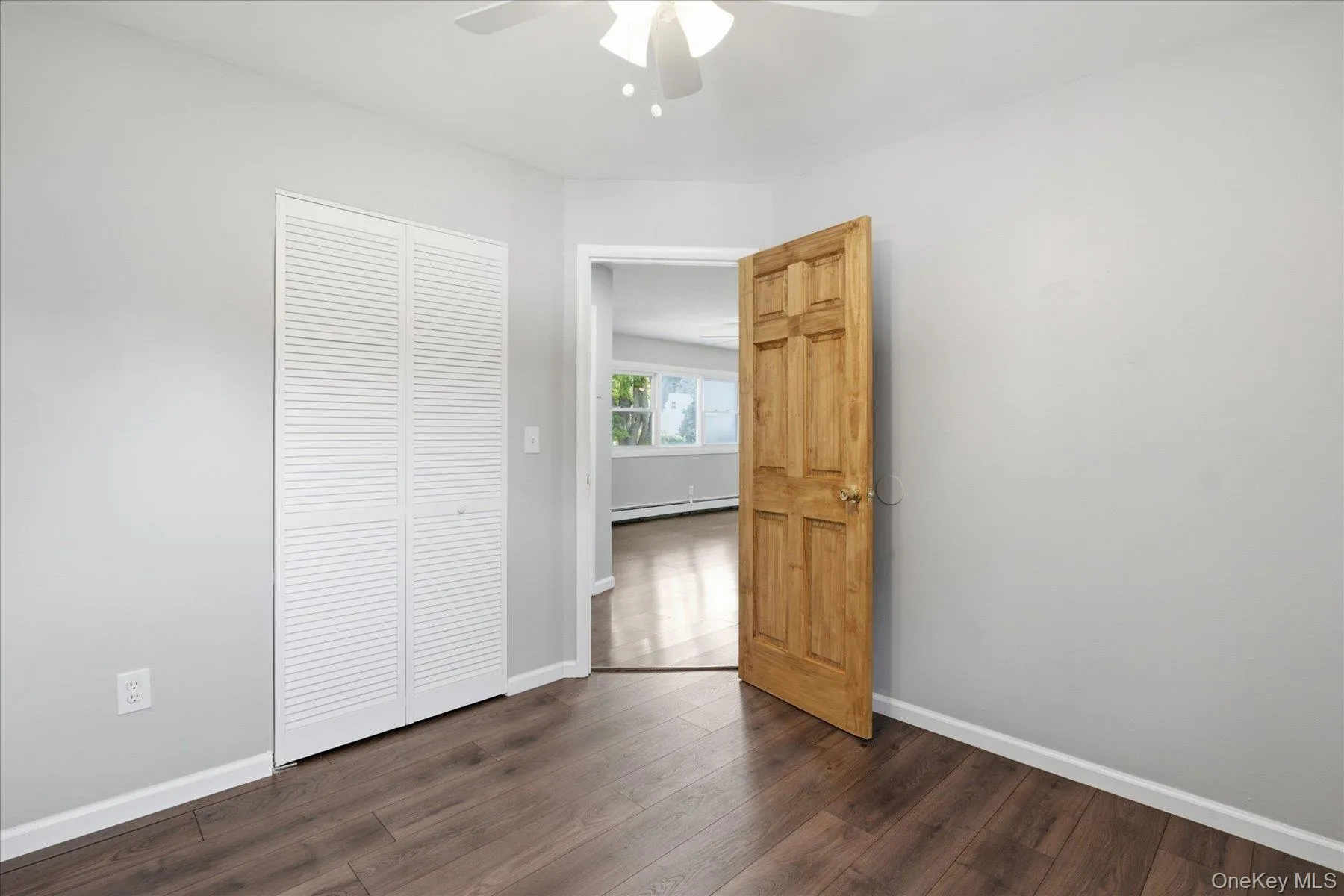 42 Bradley Street, Islip, NY, 6 Bedrooms Bedrooms, 10 Rooms Rooms,2 BathroomsBathrooms,Residential,For Rent,Bradley,0,1017391 42 Bradley Street, Islip, NY, 6 Bedrooms Bedrooms, 10 Rooms Rooms,2 BathroomsBathrooms,Residential,For Rent,Bradley,0,1017391
